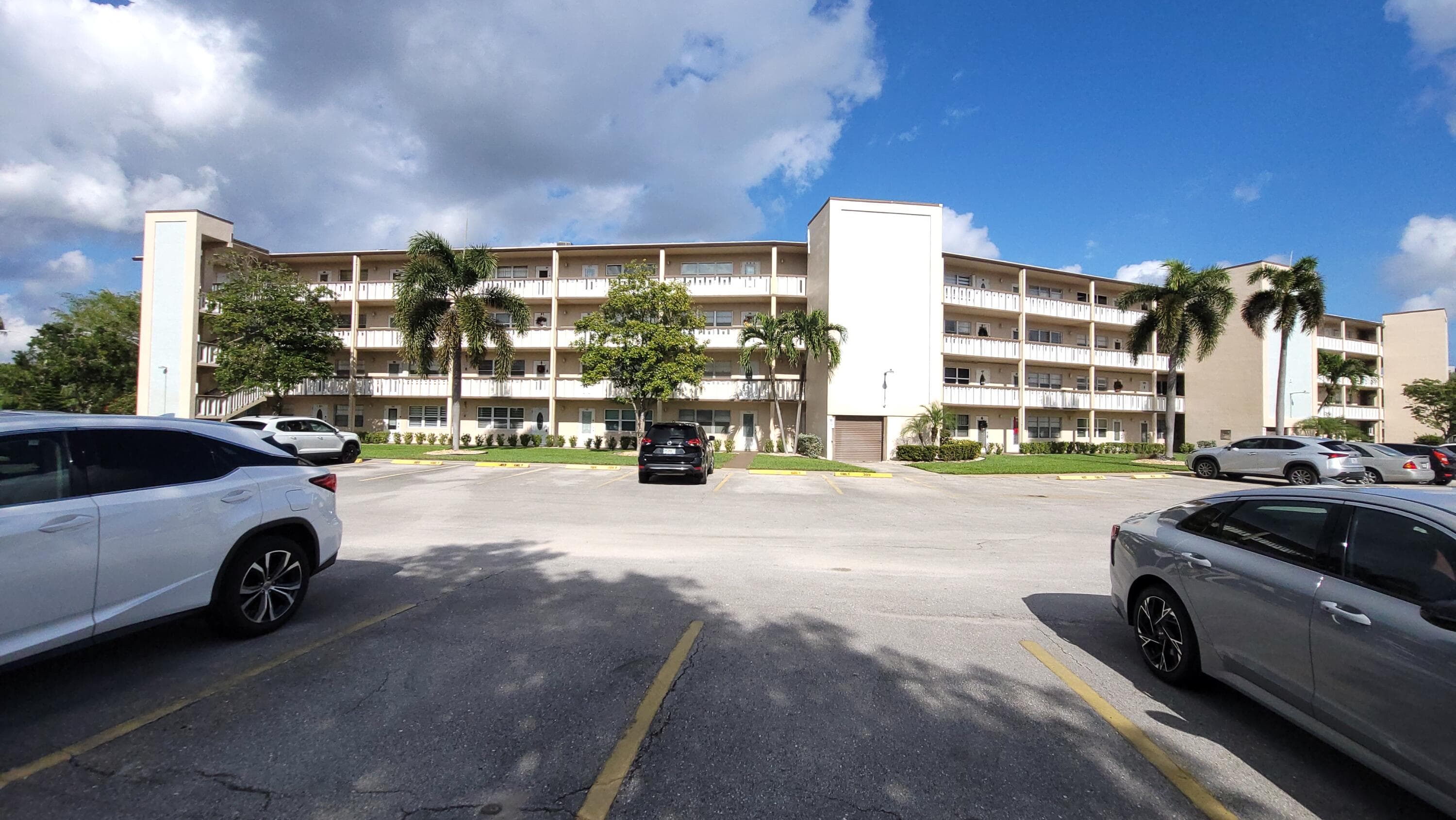 405 Southampton A, West Palm Beach, FL 33417 33