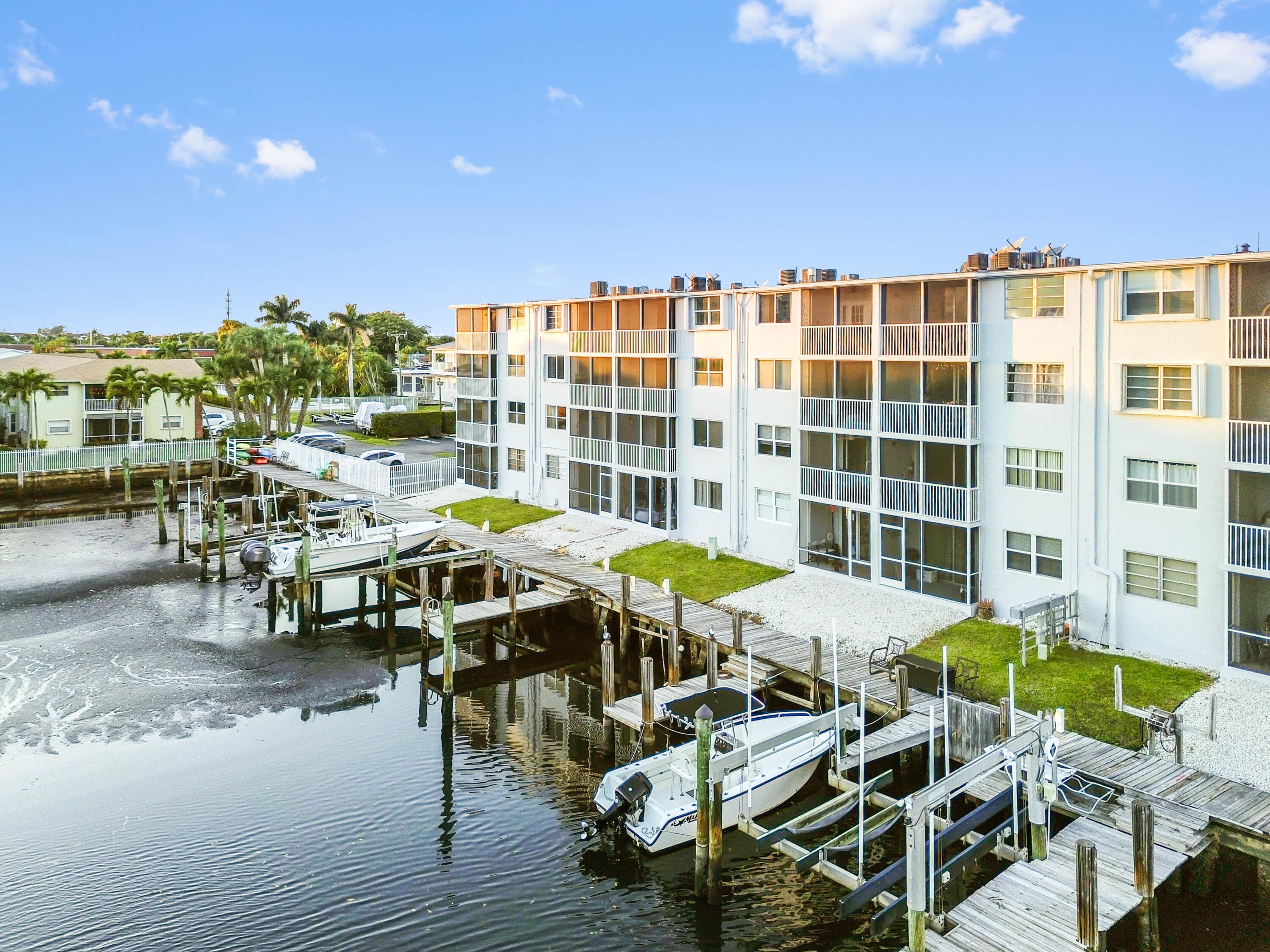 689 NE 6th Court 2090, Boynton Beach, FL 33435 35