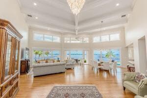 901 SE Riverside Drive, Stuart, FL 34994 32