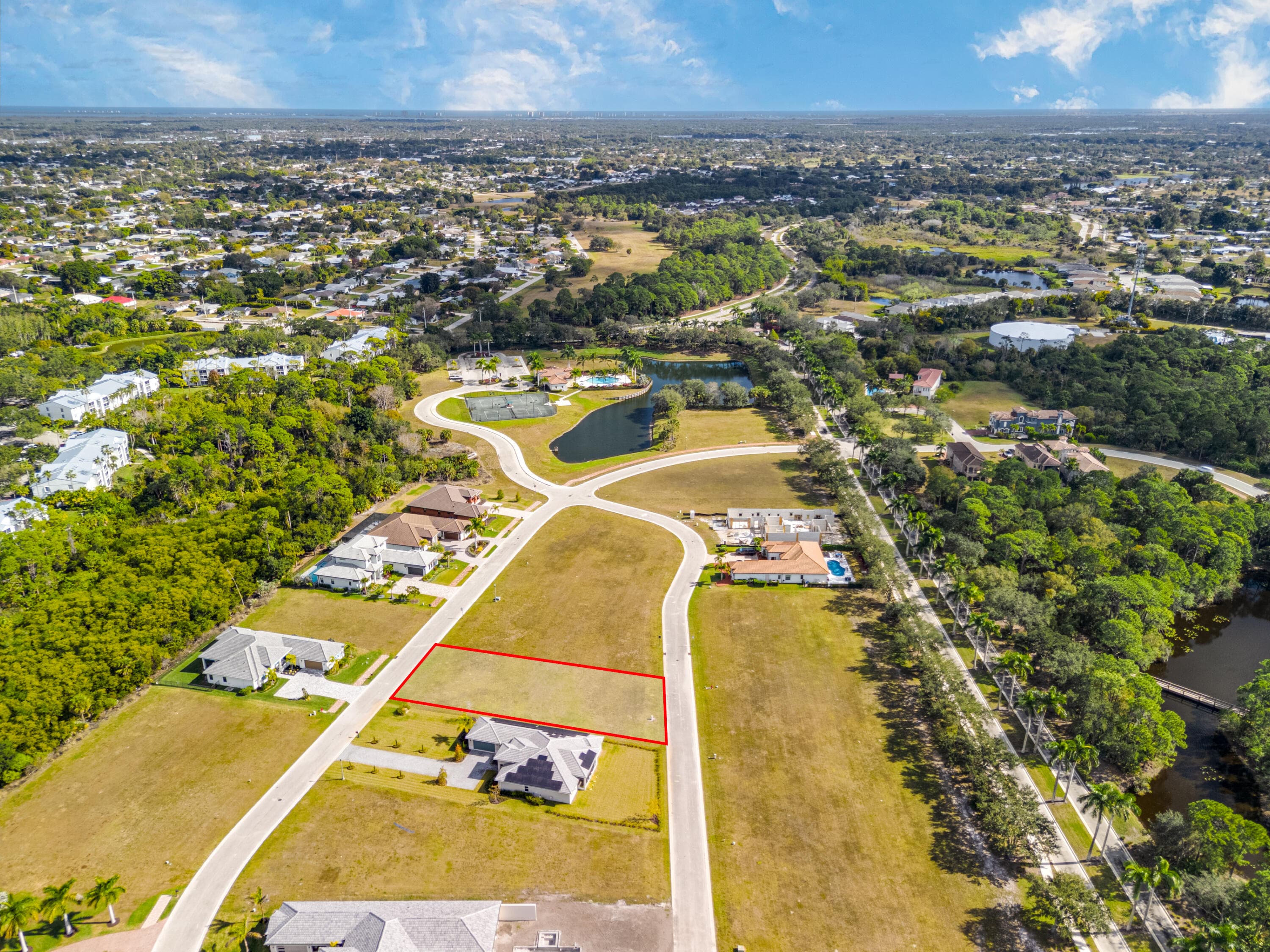 135 SE Via Lago Garda, Port St. Lucie, FL 34952 5