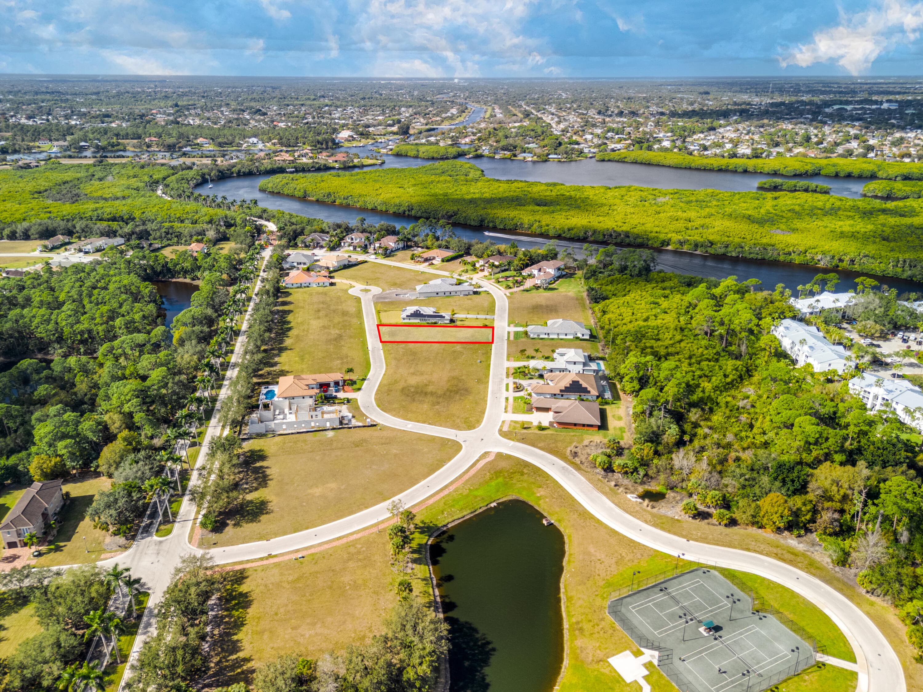 135 SE Via Lago Garda, Port St. Lucie, FL 34952 6