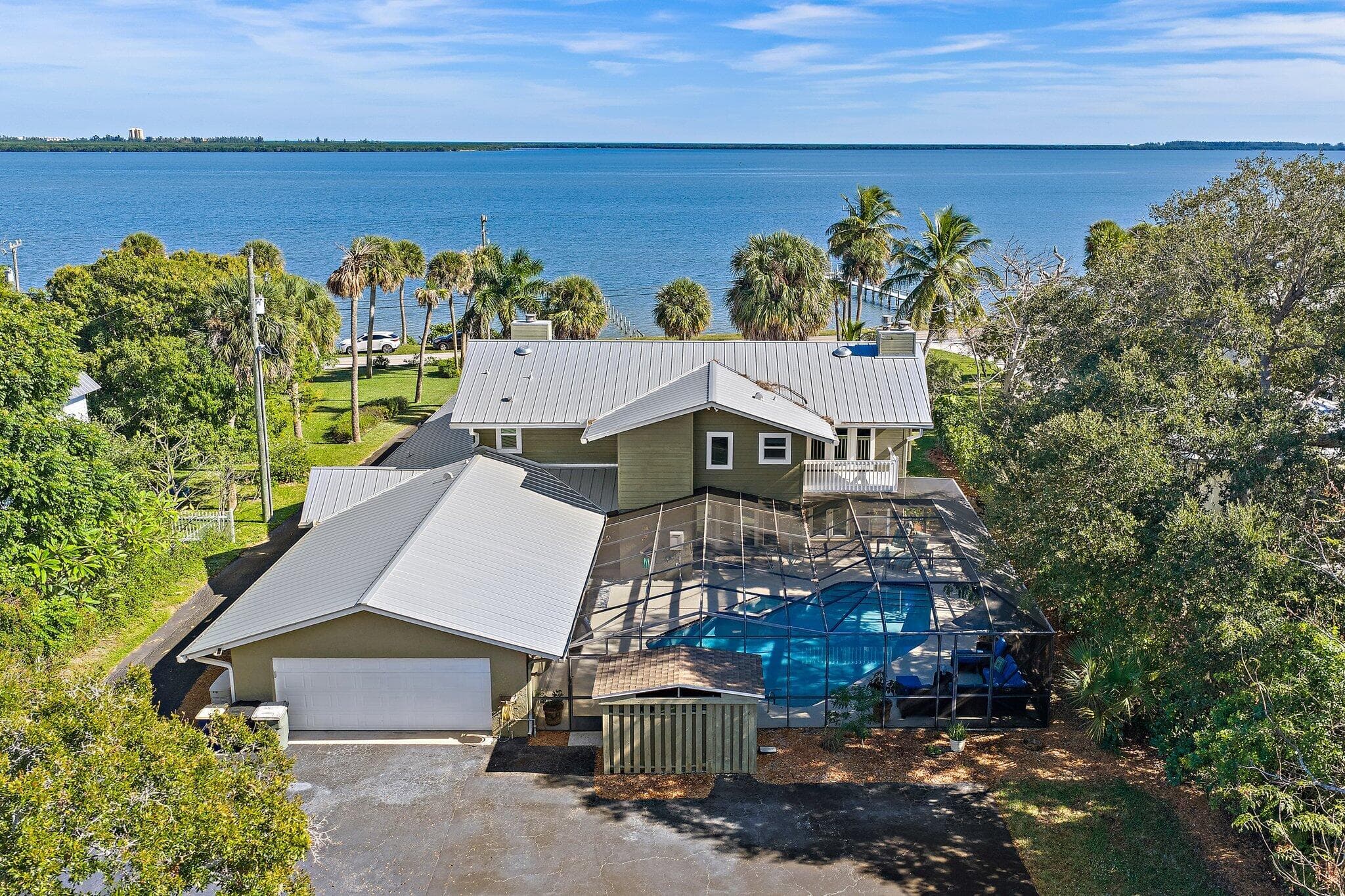 2315 S Indian River Drive, Fort Pierce, FL 34950 3