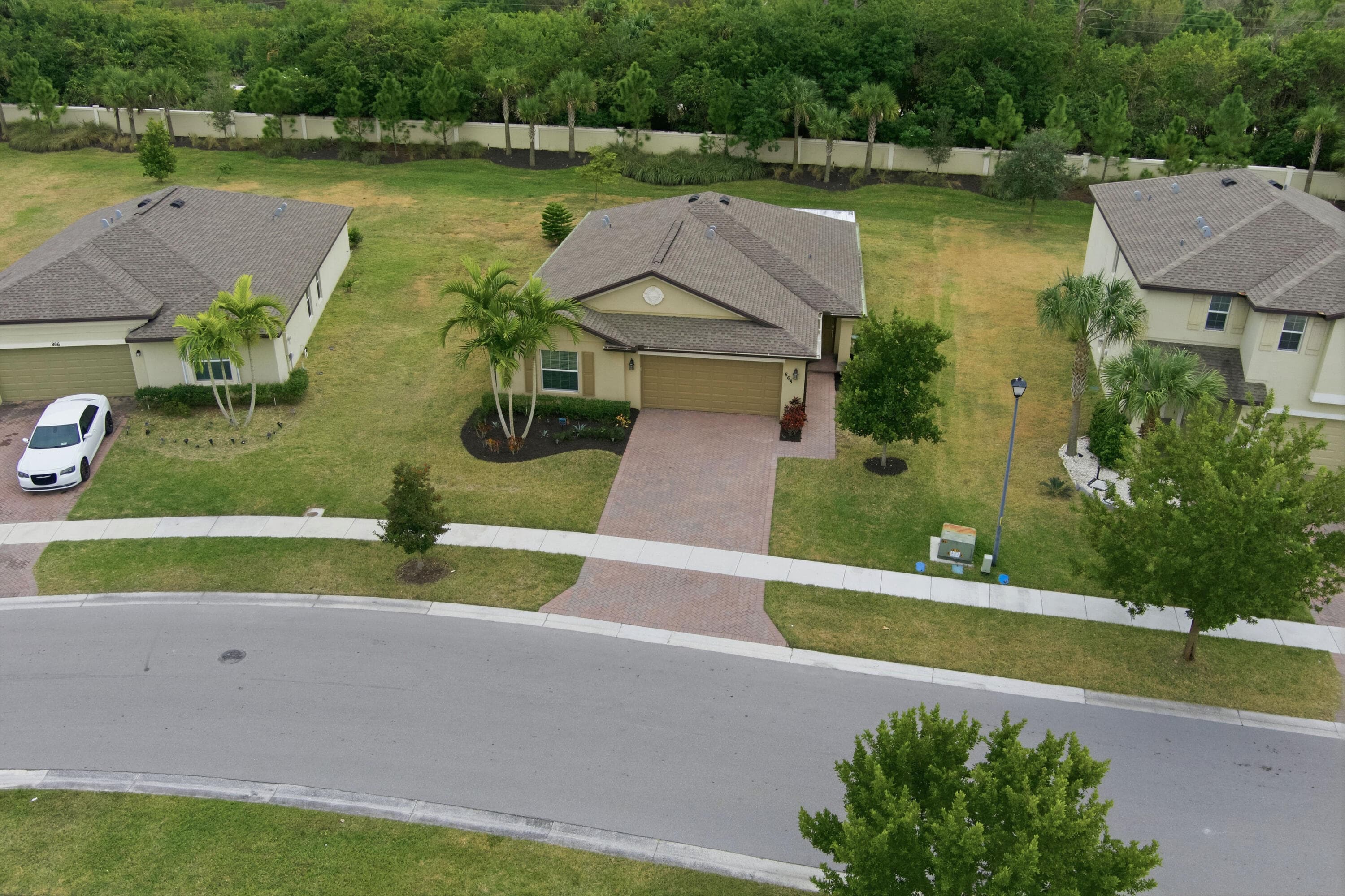 868 Bent Creek Drive, Fort Pierce, FL 34947 32