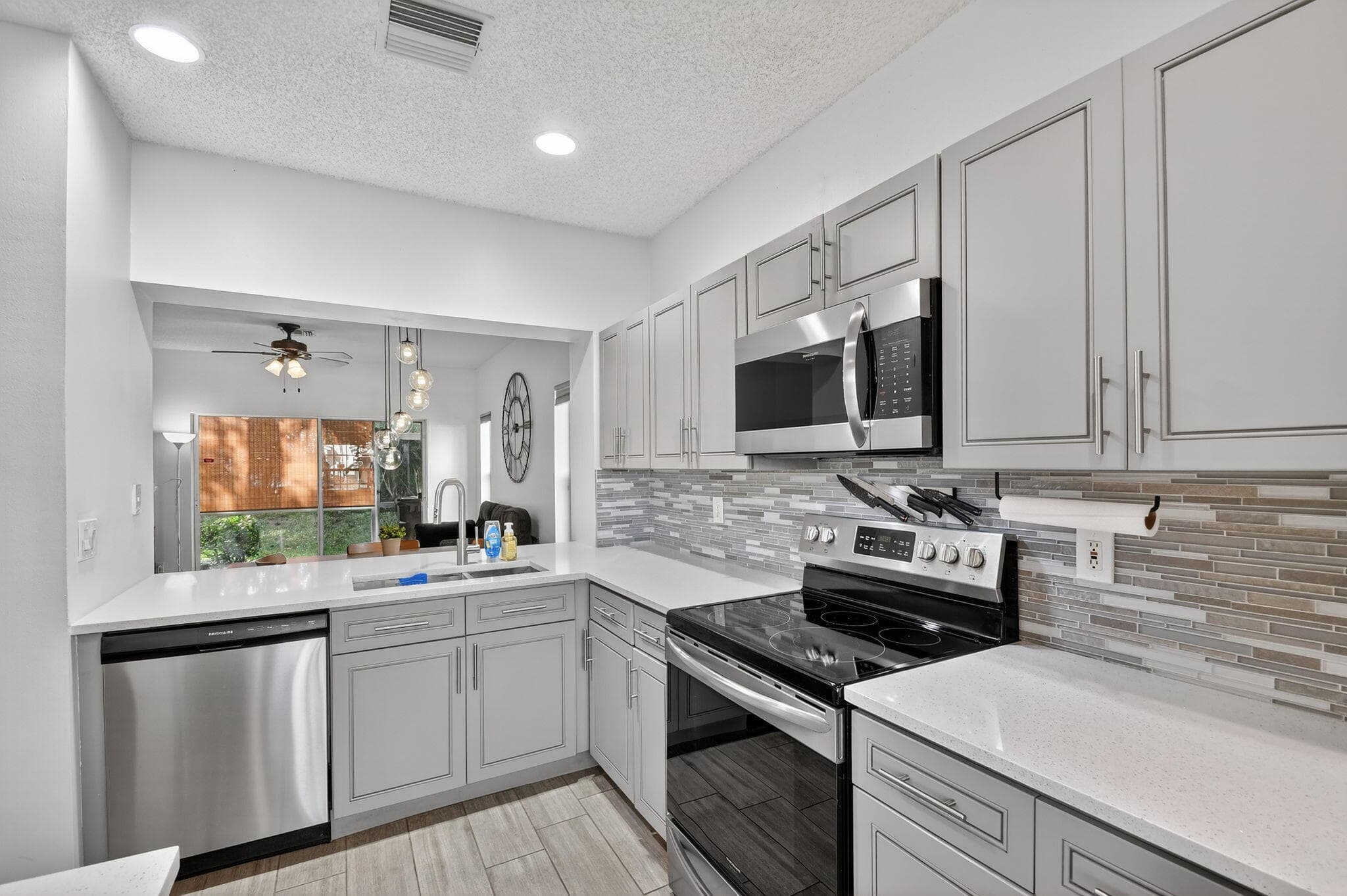 5015 Palmbrooke Circle, West Palm Beach, FL 33417 11