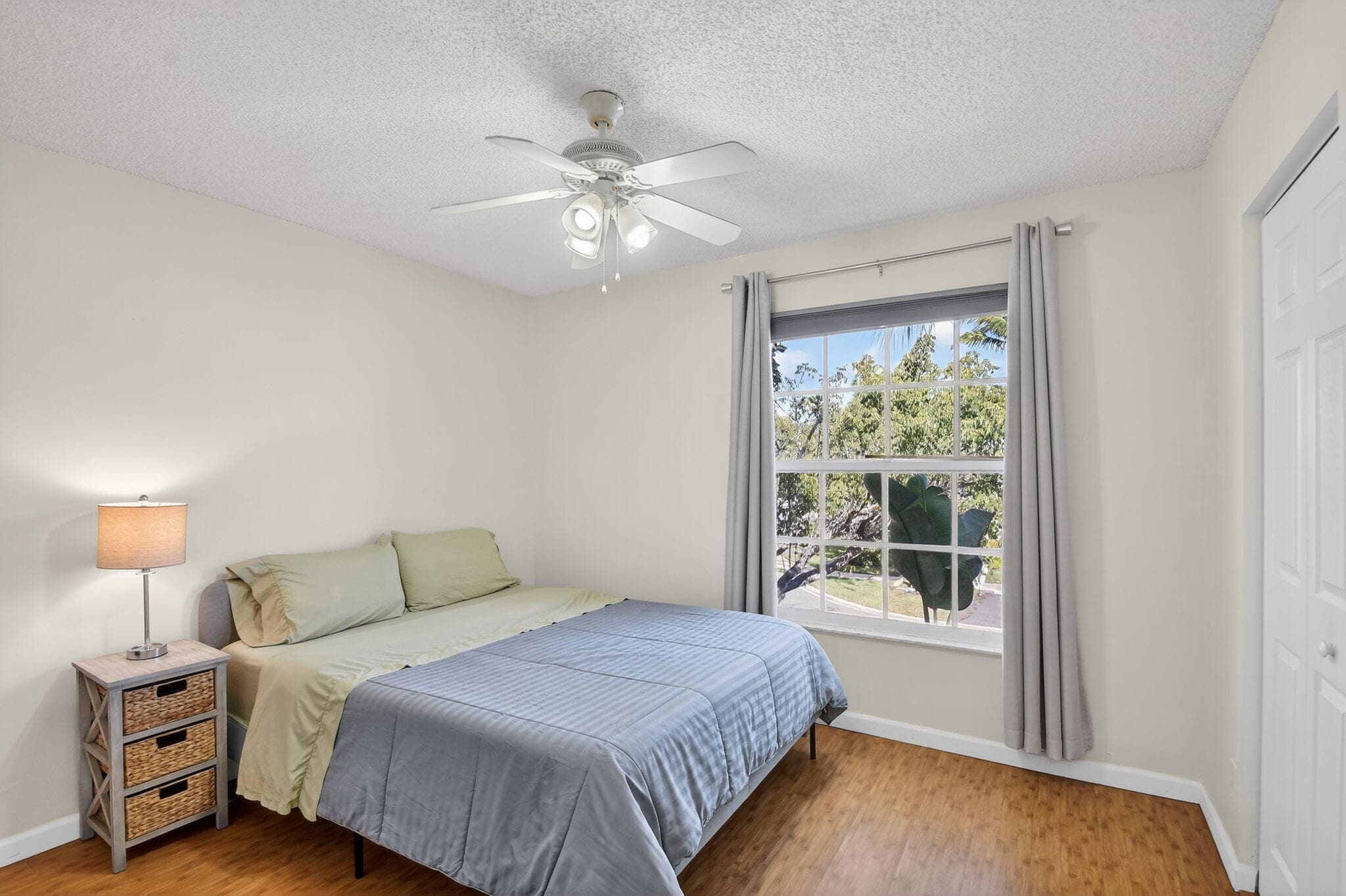 5015 Palmbrooke Circle, West Palm Beach, FL 33417 34