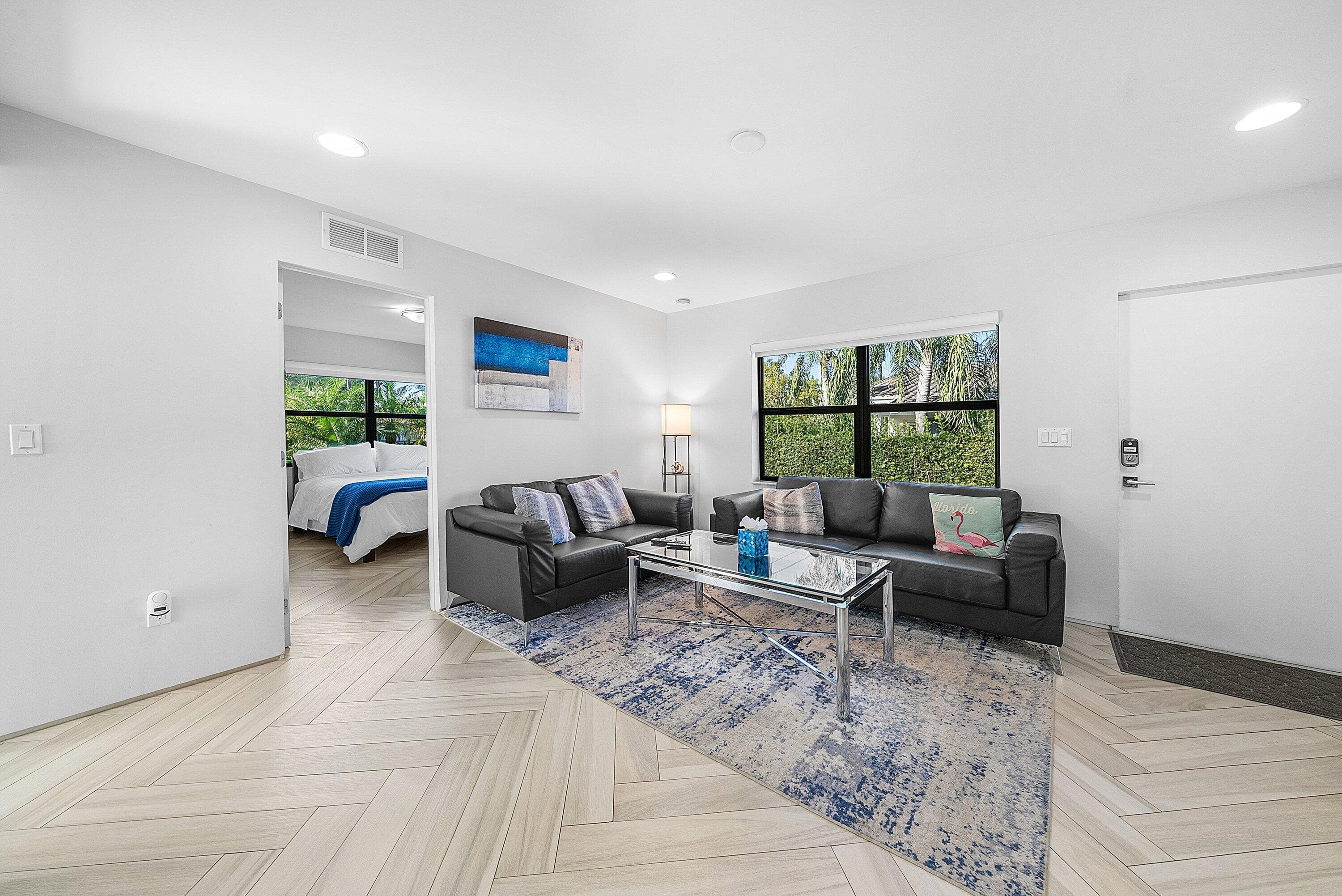 215 N Swinton Avenue, Delray Beach, FL 33444 8
