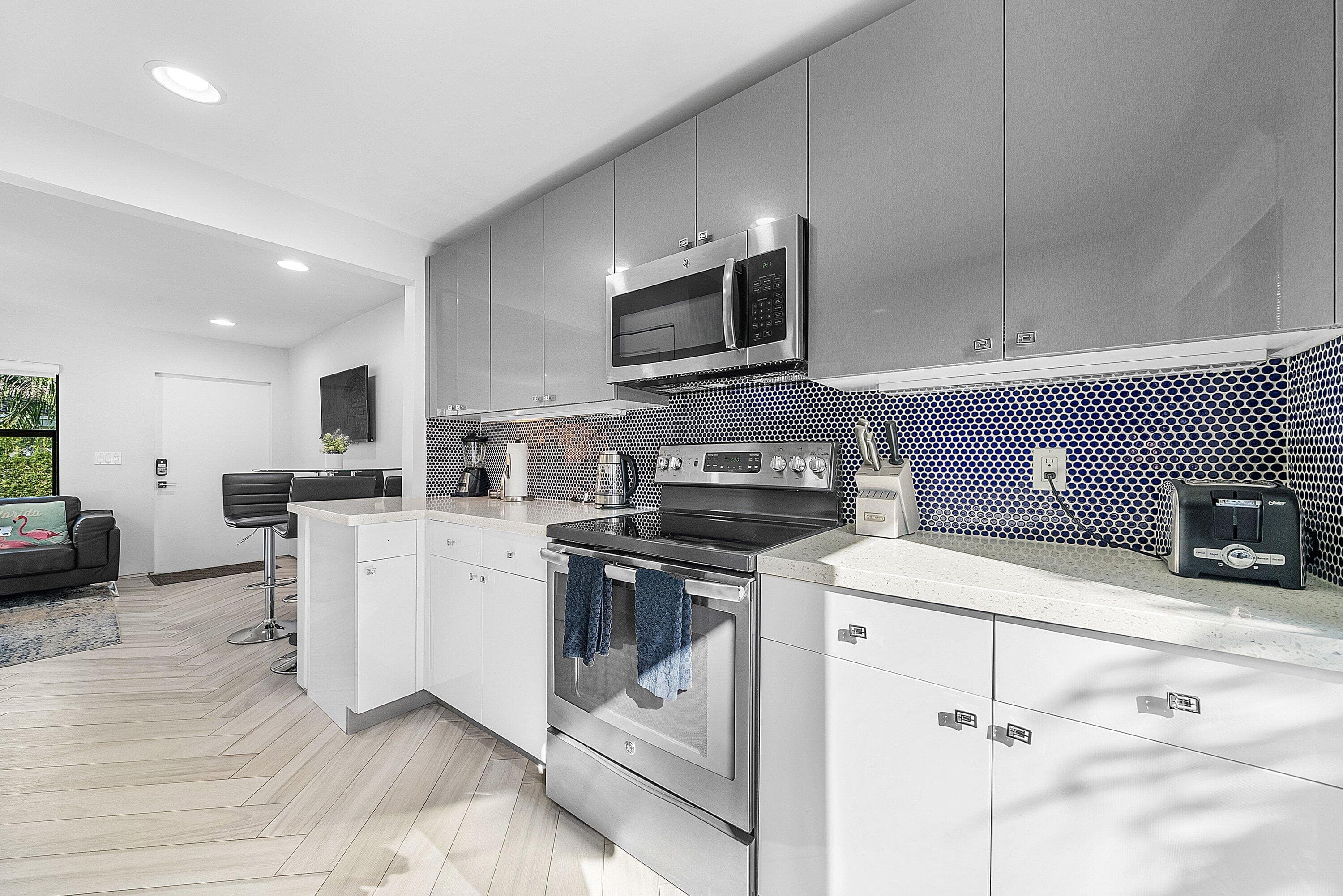 215 N Swinton Avenue, Delray Beach, FL 33444 13