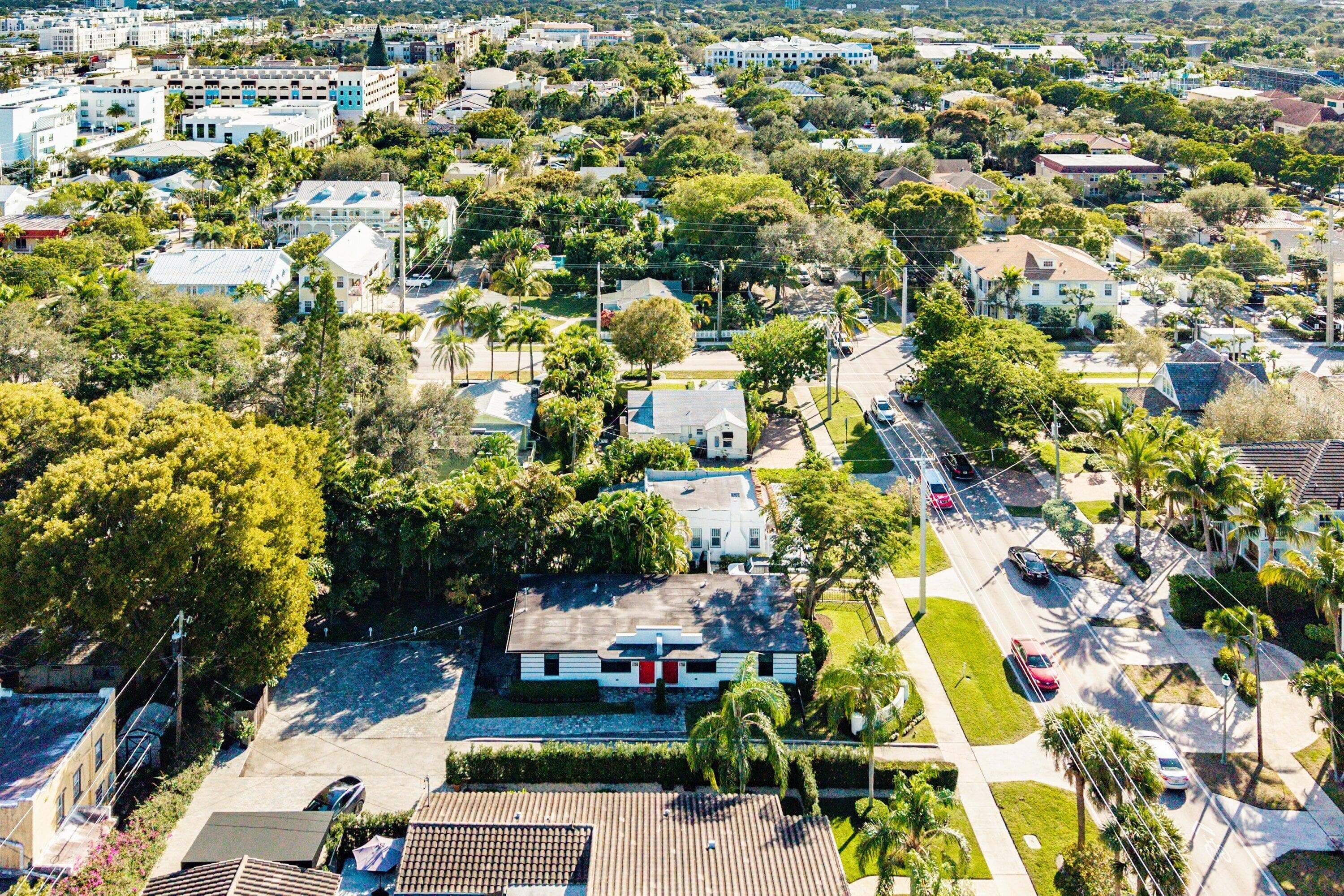 215 N Swinton Avenue, Delray Beach, FL 33444 42
