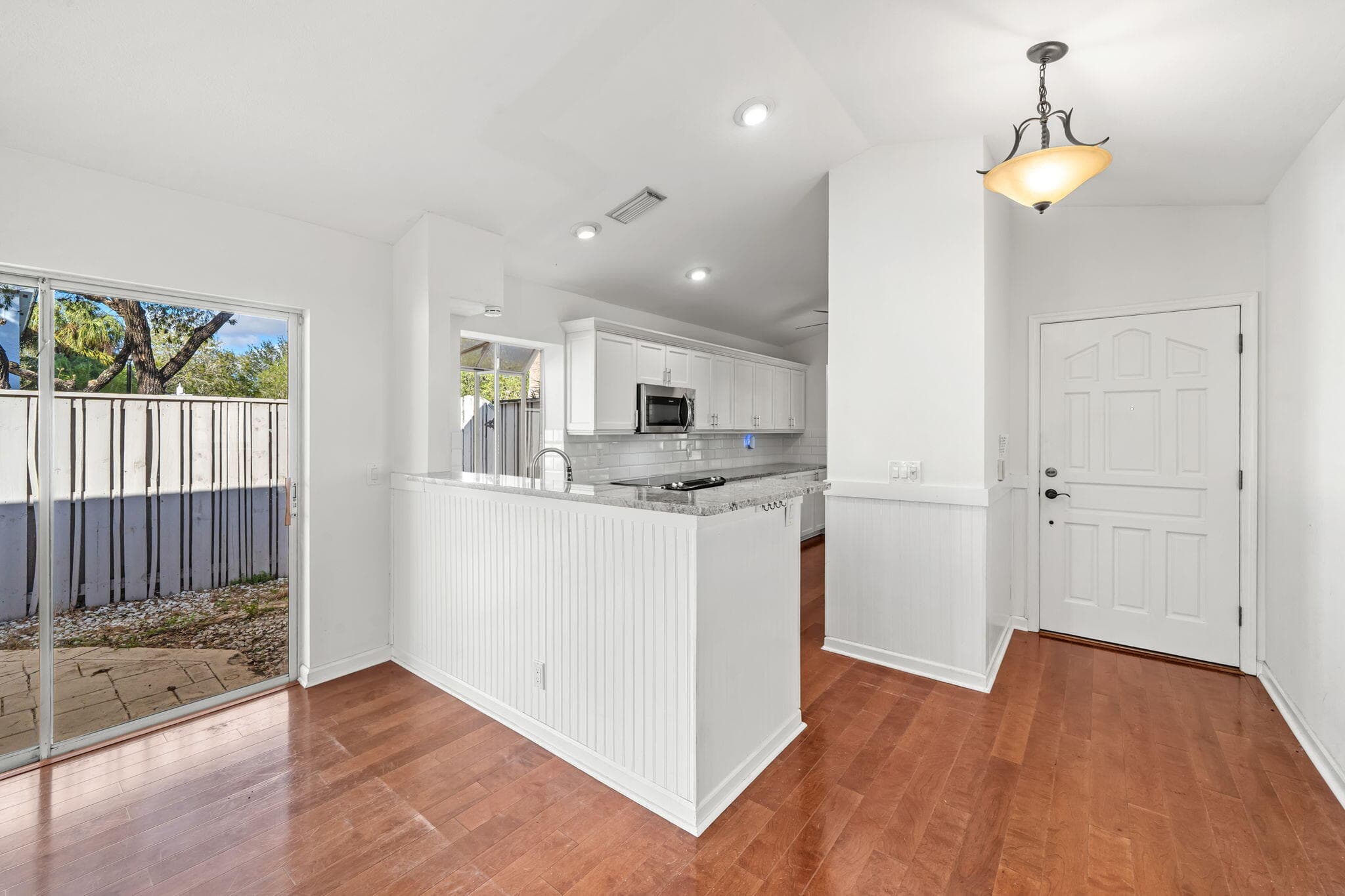 28 Governors Court, Palm Beach Gardens, FL 33418 8