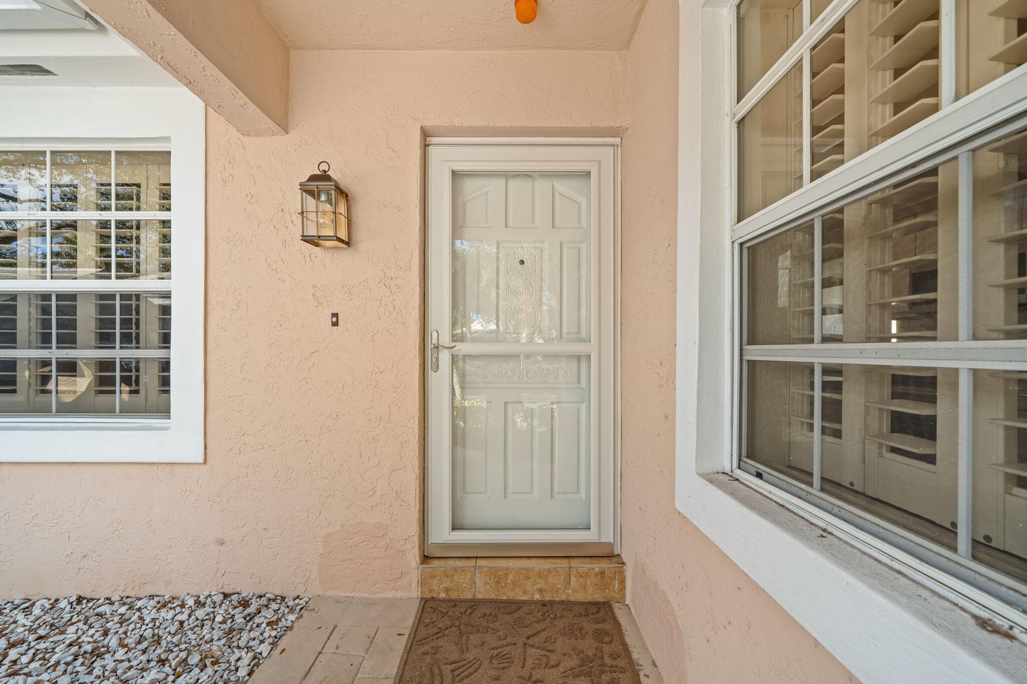 28 Governors Court, Palm Beach Gardens, FL 33418 25