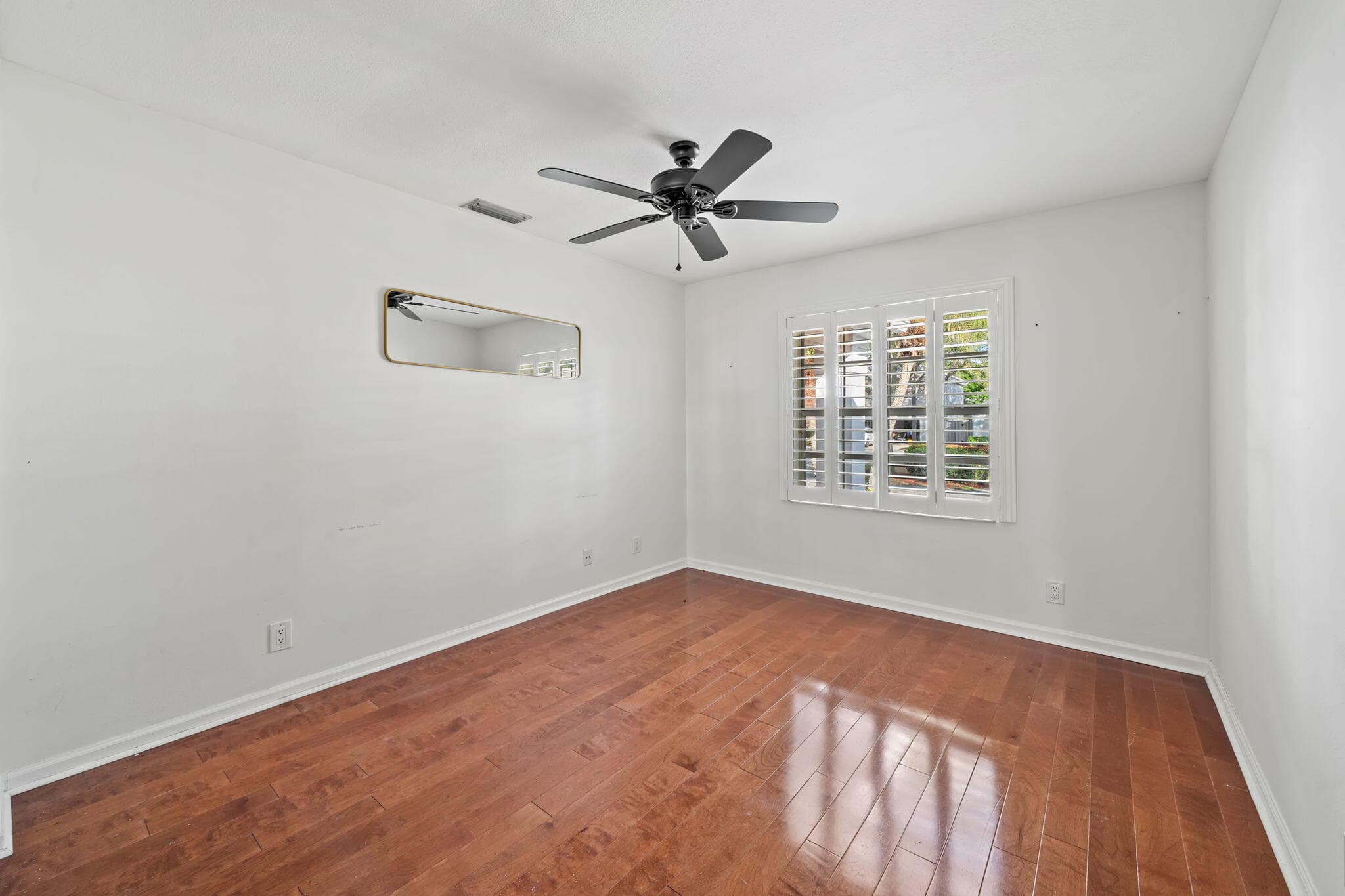 28 Governors Court, Palm Beach Gardens, FL 33418 23