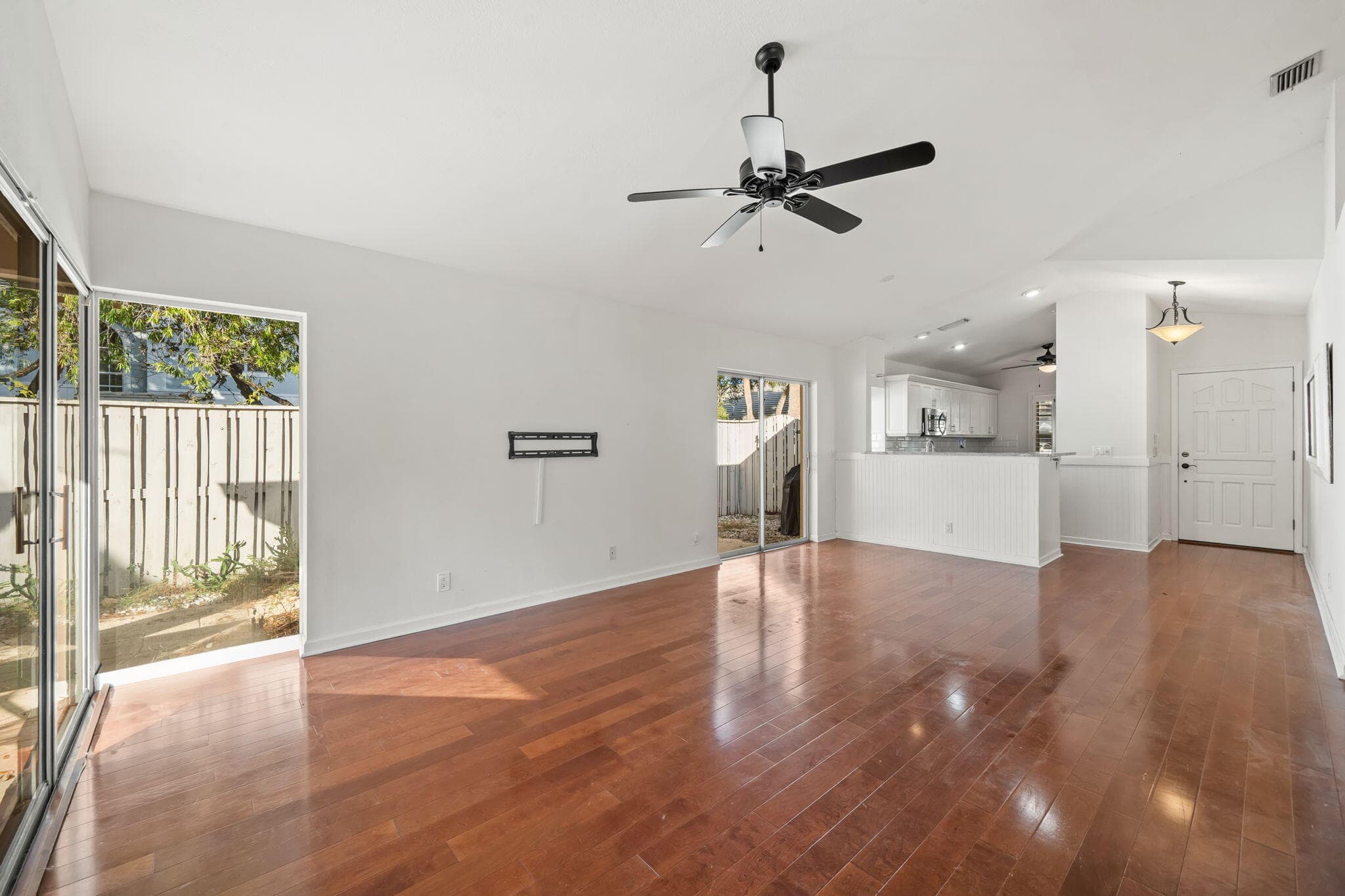 28 Governors Court, Palm Beach Gardens, FL 33418 9