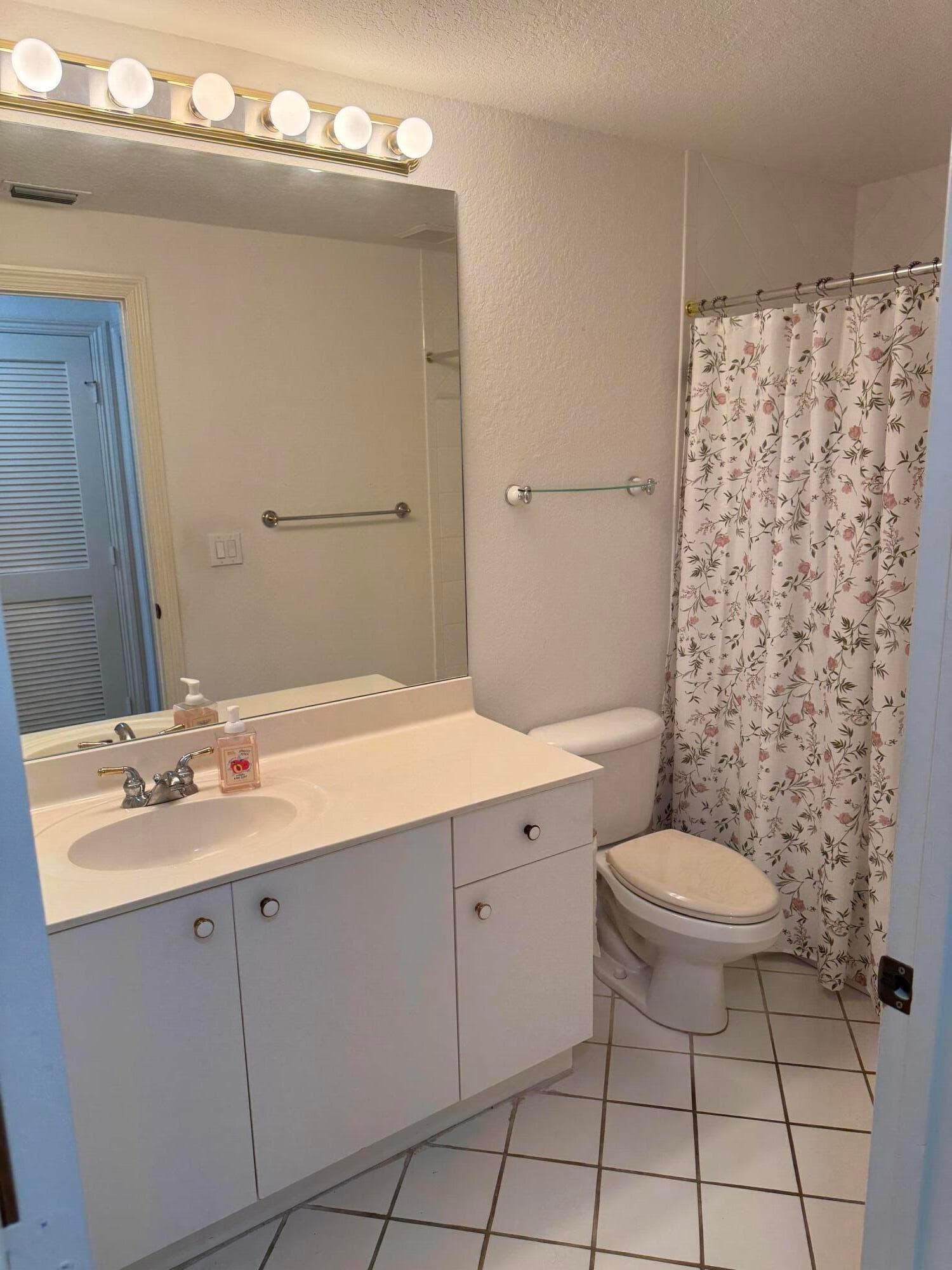 7715 Southampton Terrace 405, Tamarac, FL 33321 32