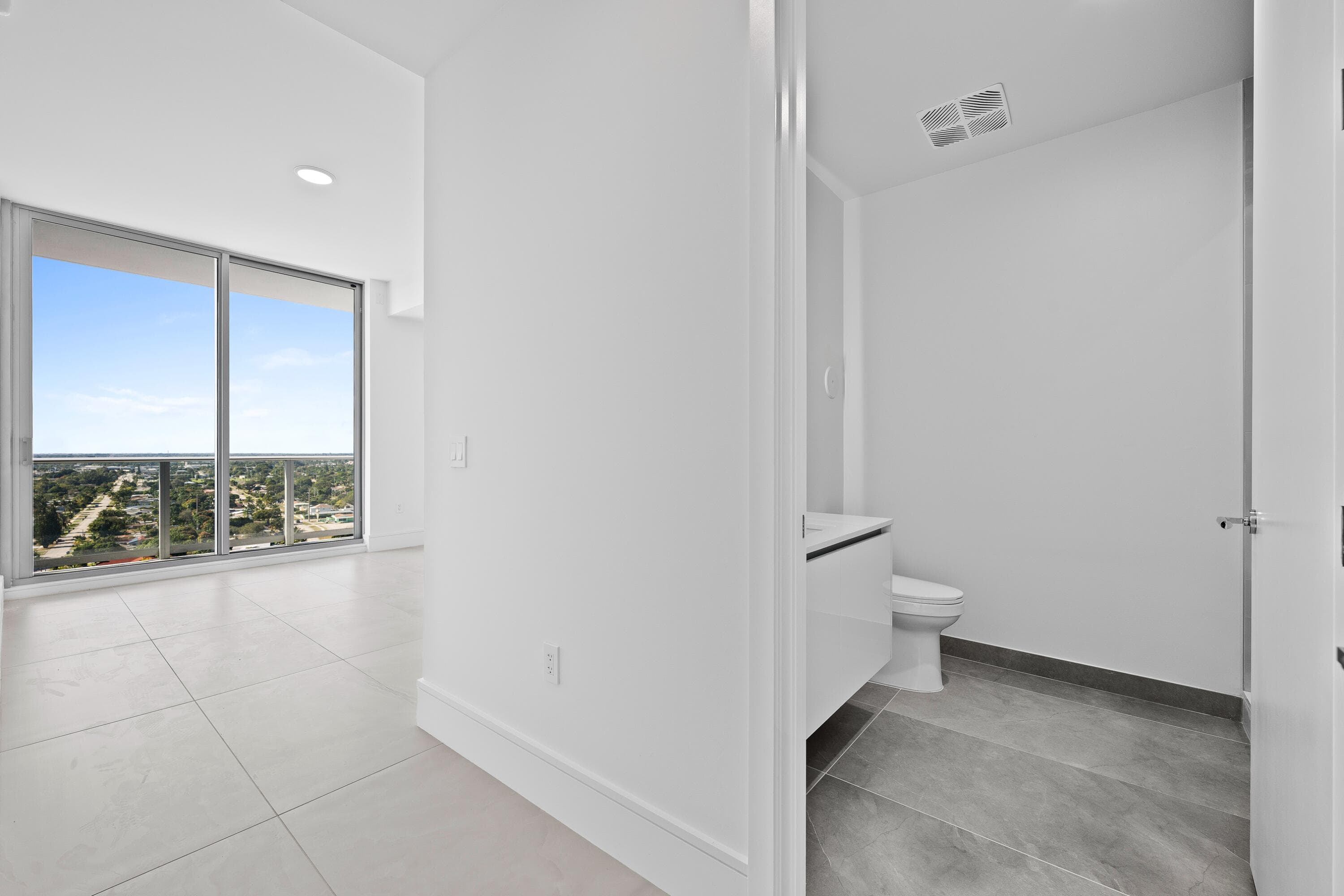 220 Lake Shore Drive 1706, Lake Park, FL 33403 21