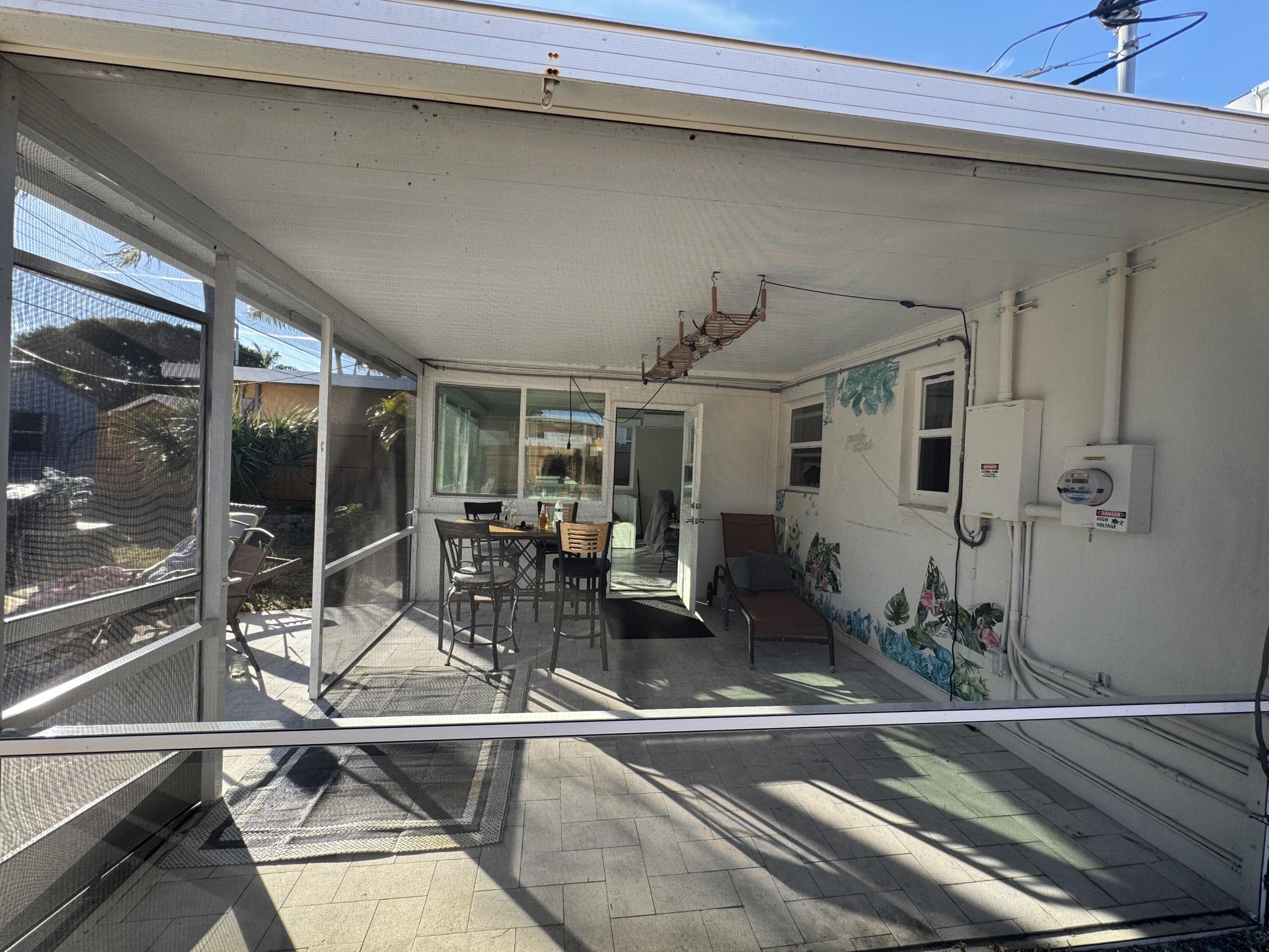 200 NE 56th Street 200, Oakland Park, FL 33334 32