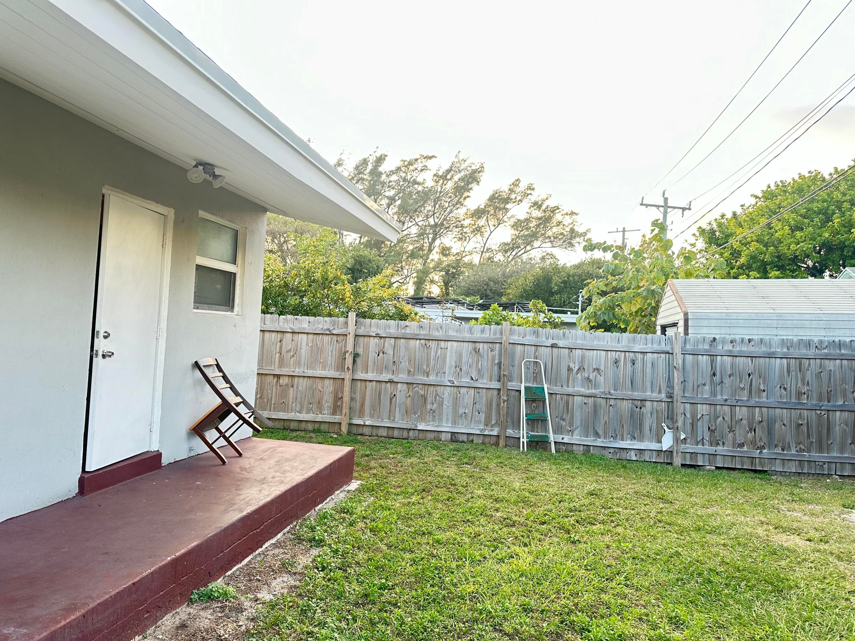 725 58th Street, West Palm Beach, FL 33407 10