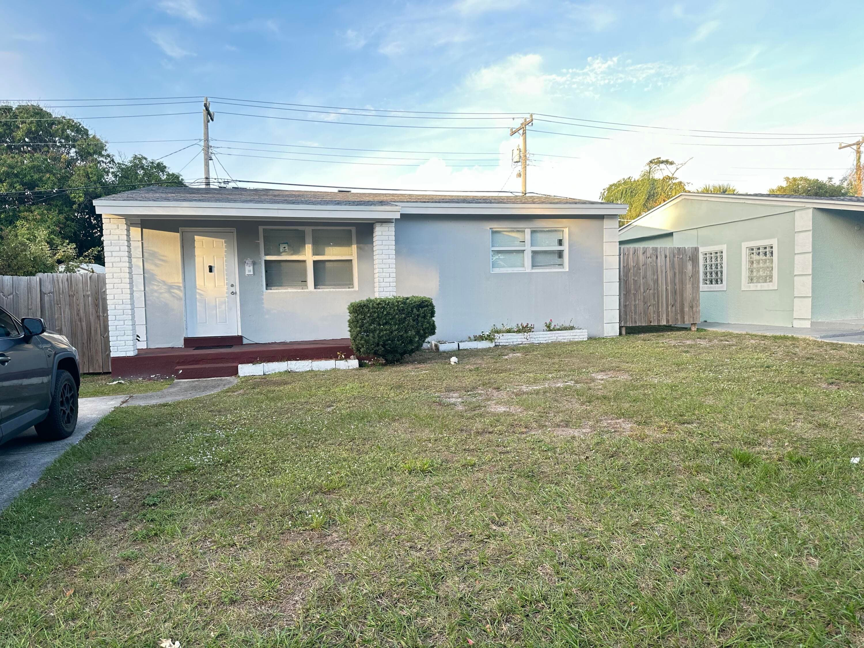 725 58th Street, West Palm Beach, FL 33407