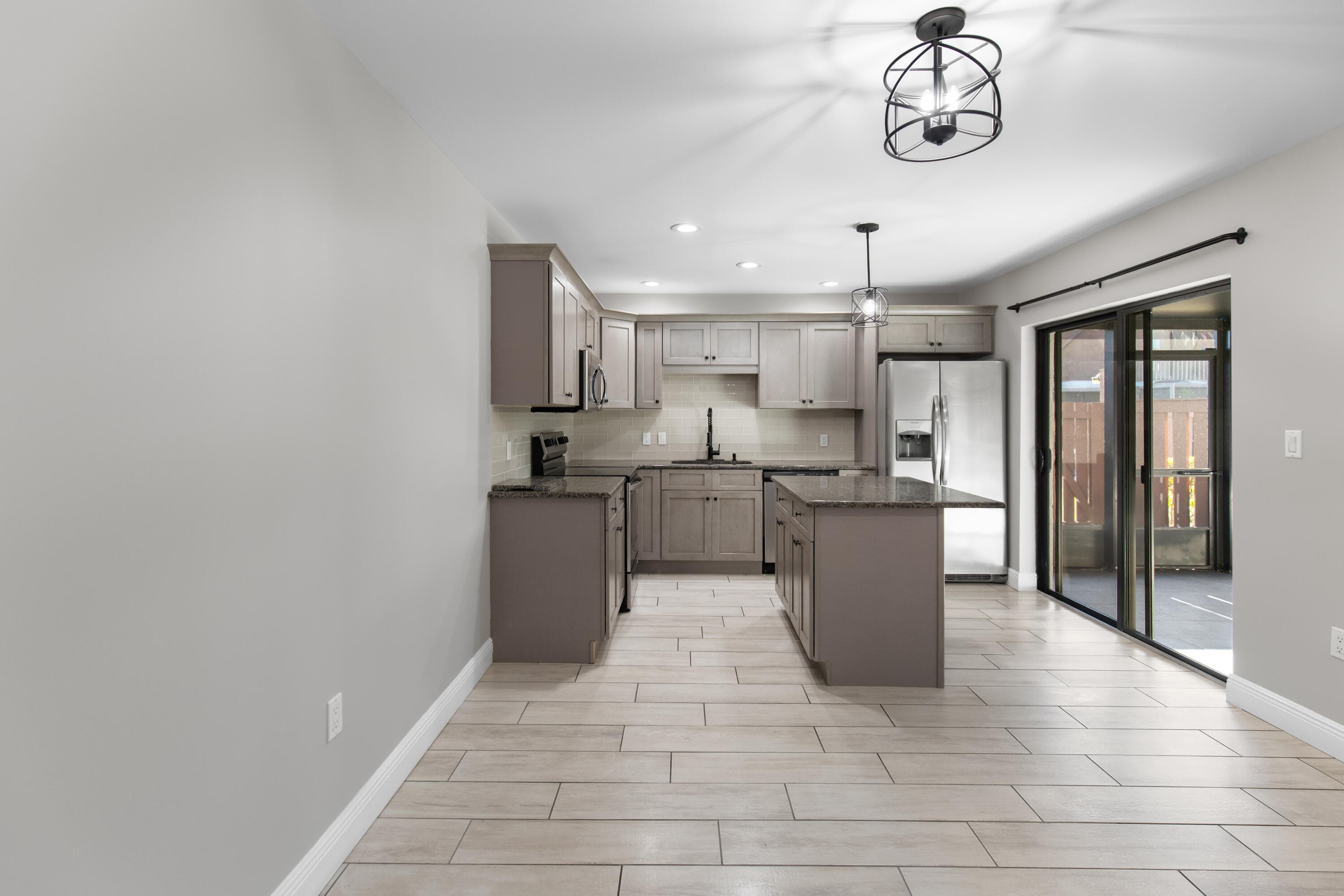 2302 SE Round Table Drive B, Port St. Lucie, FL 34952 11