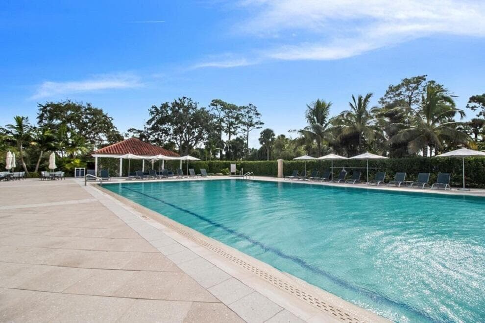 9358 Heathridge Drive, West Palm Beach, FL 33411 41