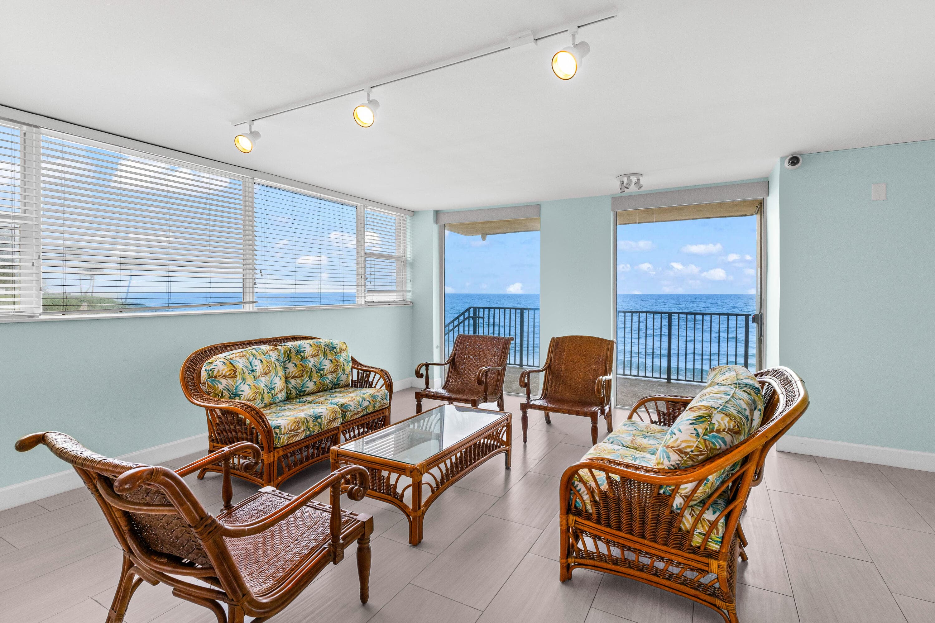 1237 Hillsboro Mile 101, Hillsboro Beach, FL 33062 15