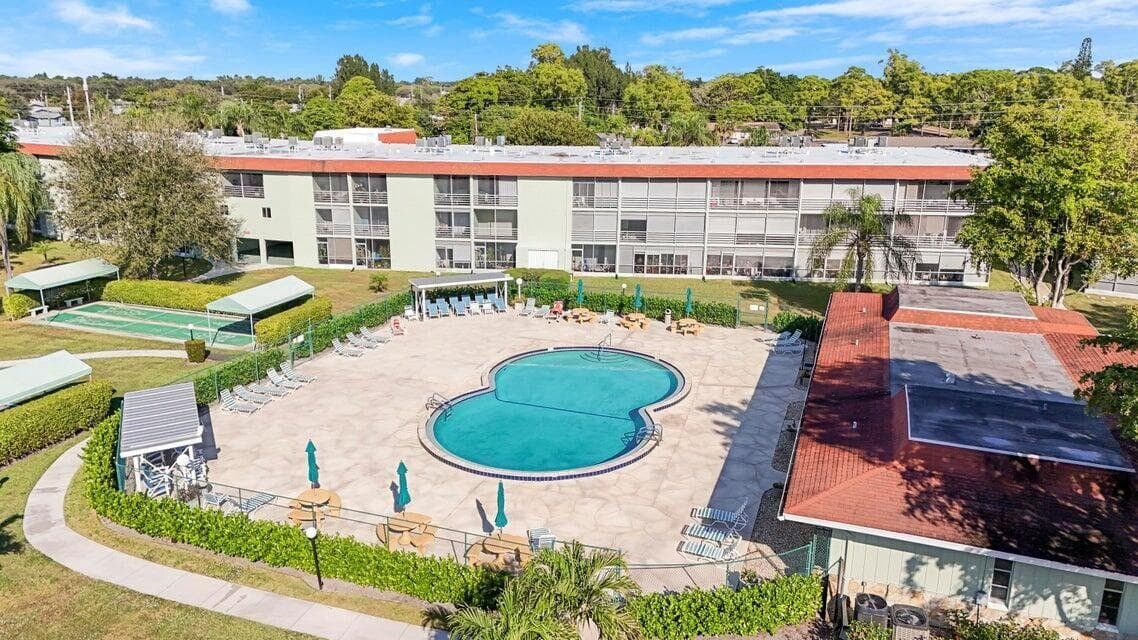 3100 Springdale Boulevard 310, Palm Springs, FL 33461 18