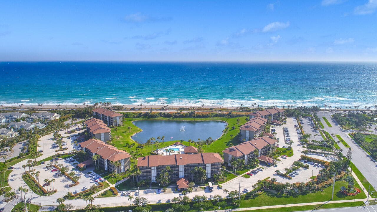 301 S Seas Drive 305, Jupiter, FL 33477 2
