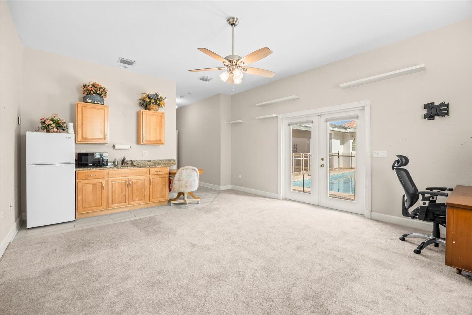 156 SW Saratoga Avenue, Port St. Lucie, FL 34953 30