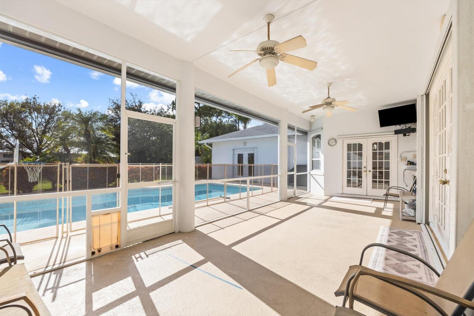 156 SW Saratoga Avenue, Port St. Lucie, FL 34953 48