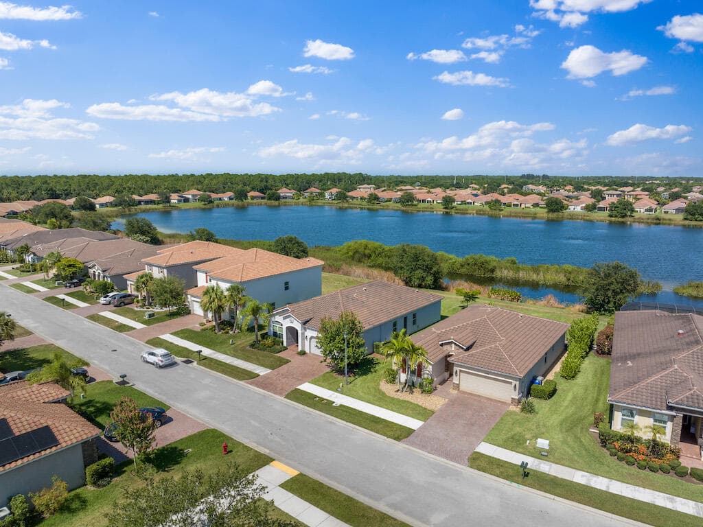 1786 Berkshire Circle SW, Vero Beach, FL 32968 37