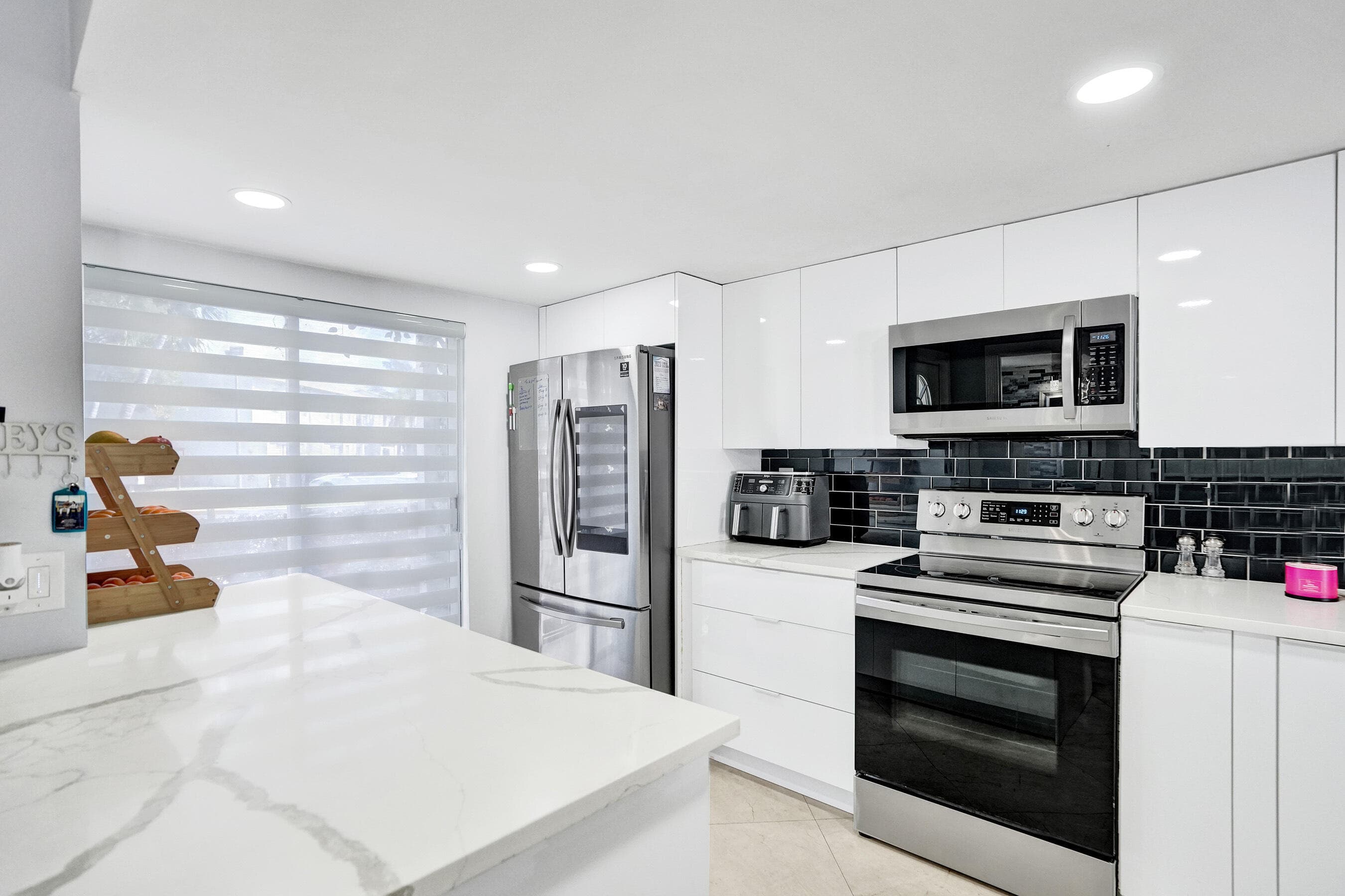 868 Crystal Lake Drive, Deerfield Beach, FL 33064 5