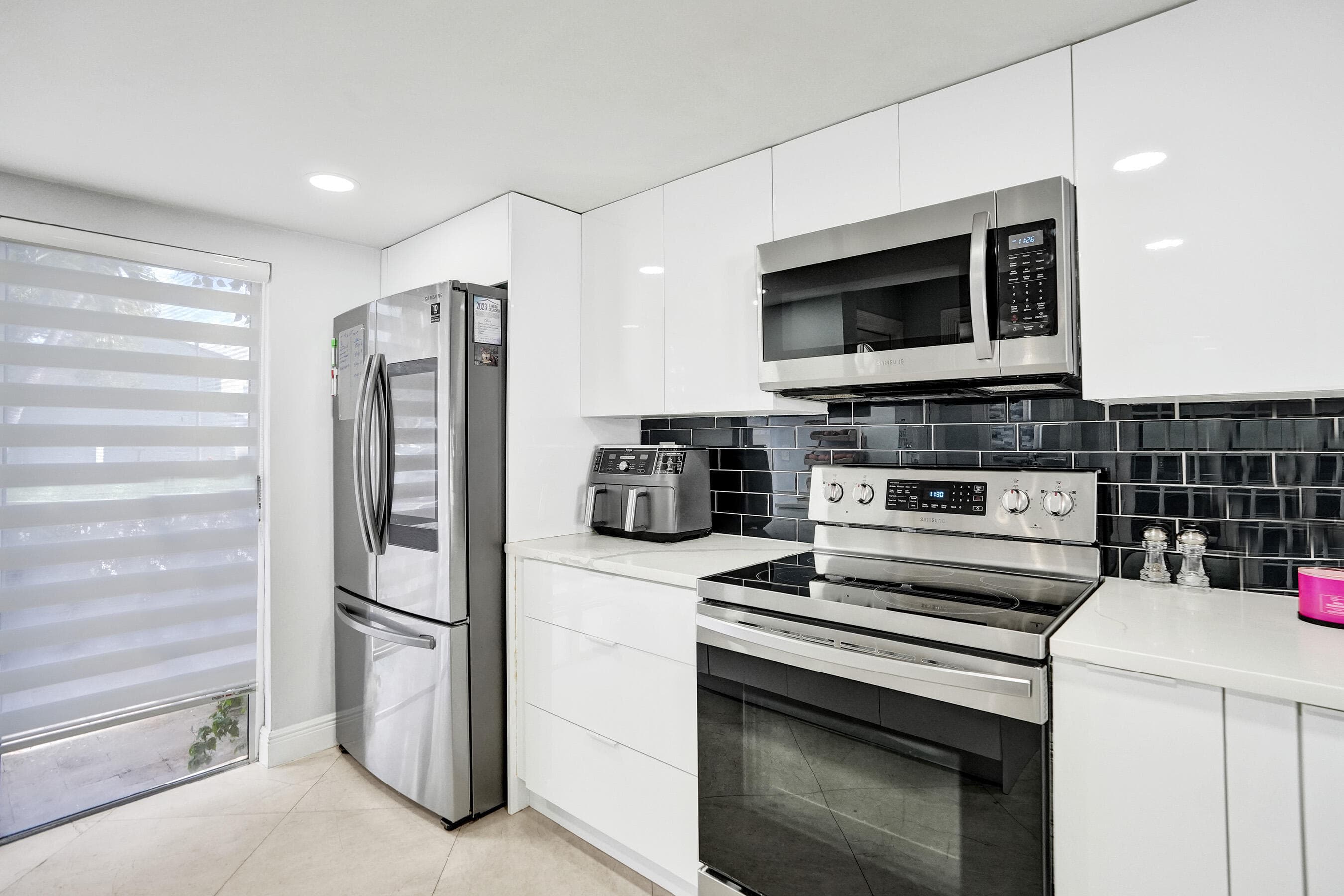 868 Crystal Lake Drive, Deerfield Beach, FL 33064 8