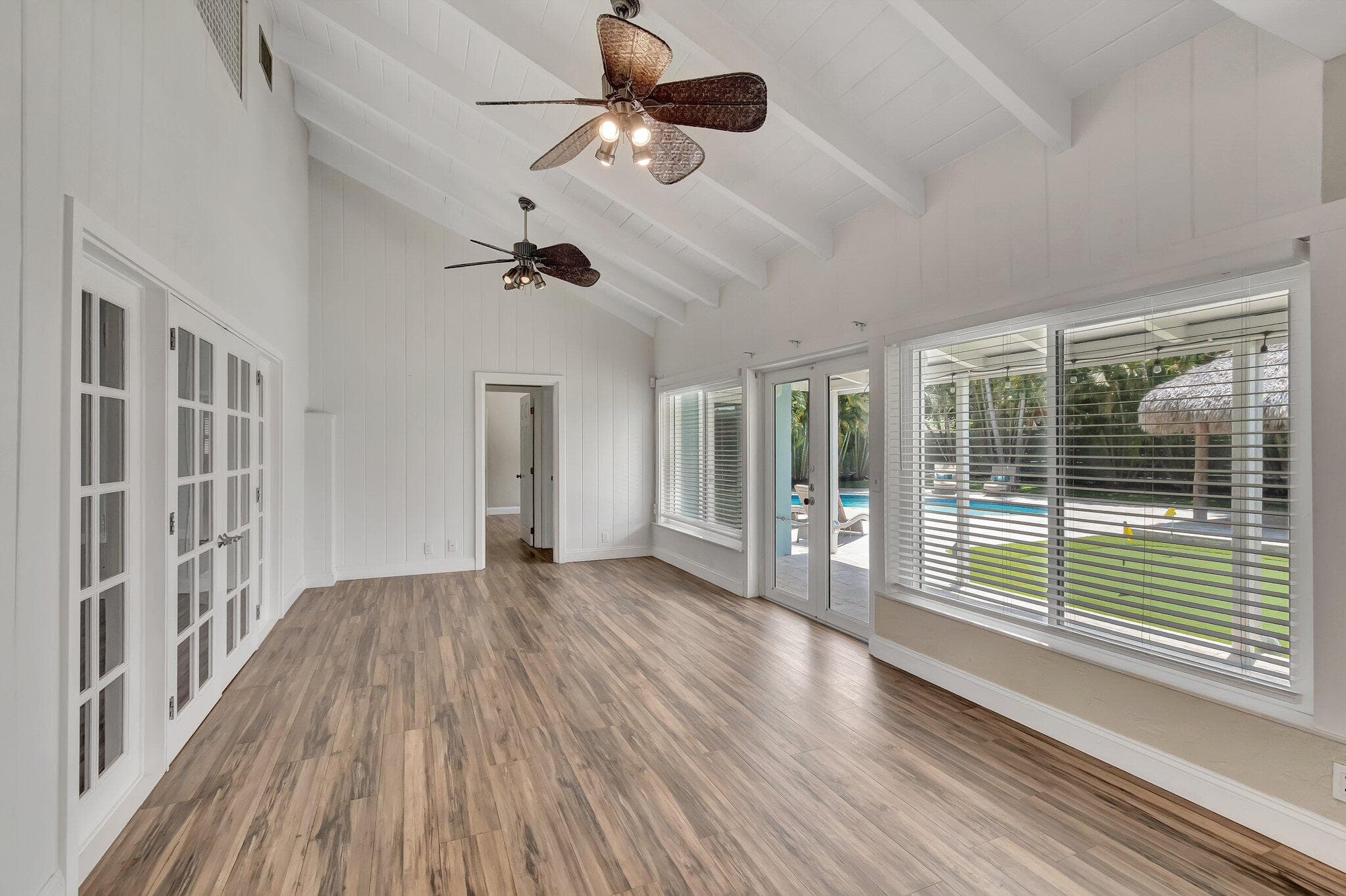 1220 N Swinton Avenue, Delray Beach, FL 33444 17