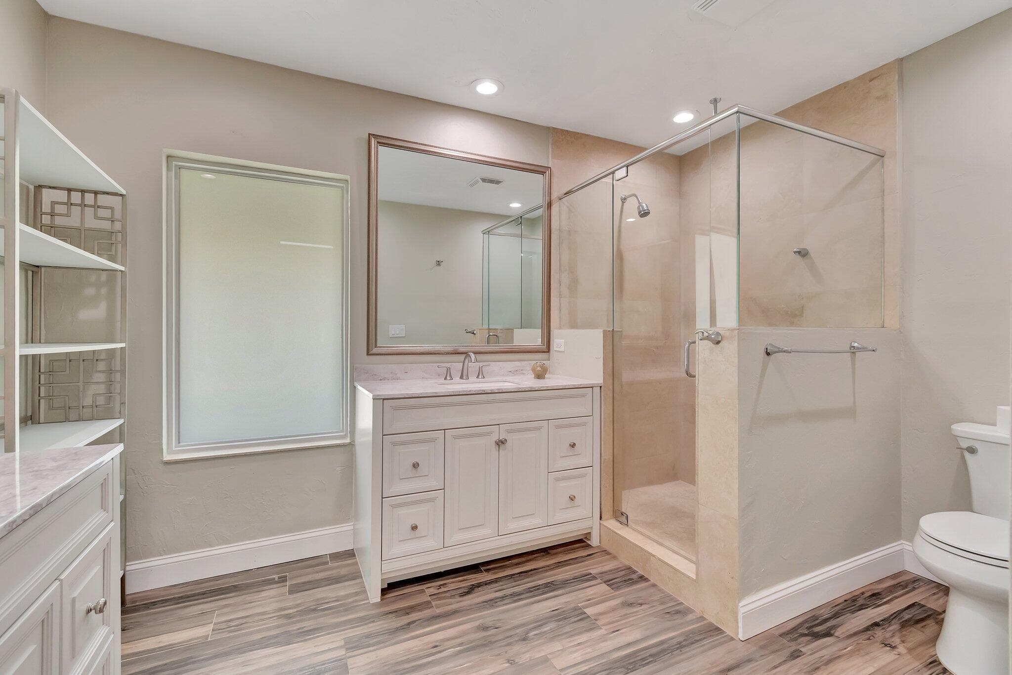 1220 N Swinton Avenue, Delray Beach, FL 33444 29