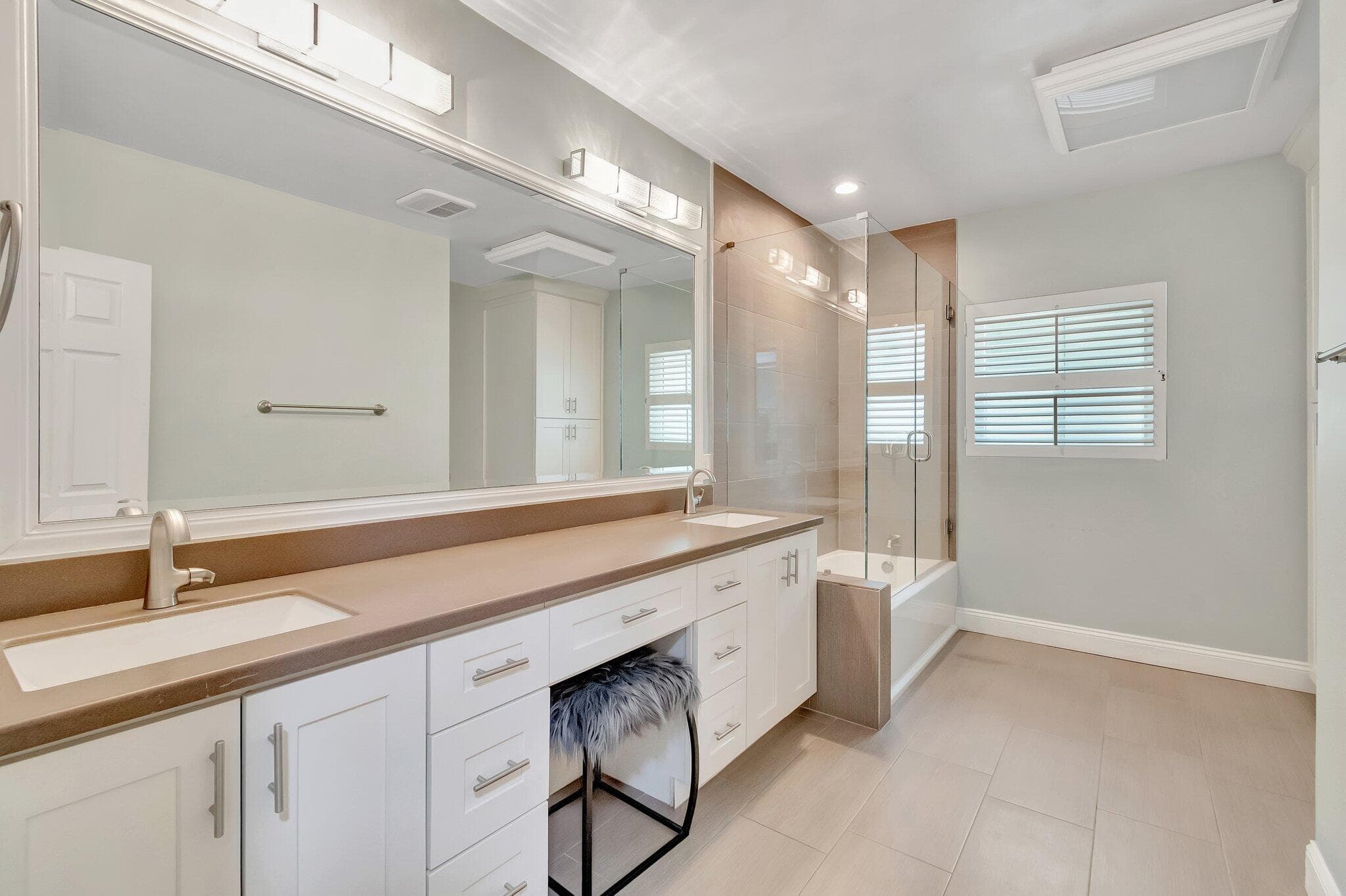 1220 N Swinton Avenue, Delray Beach, FL 33444 33