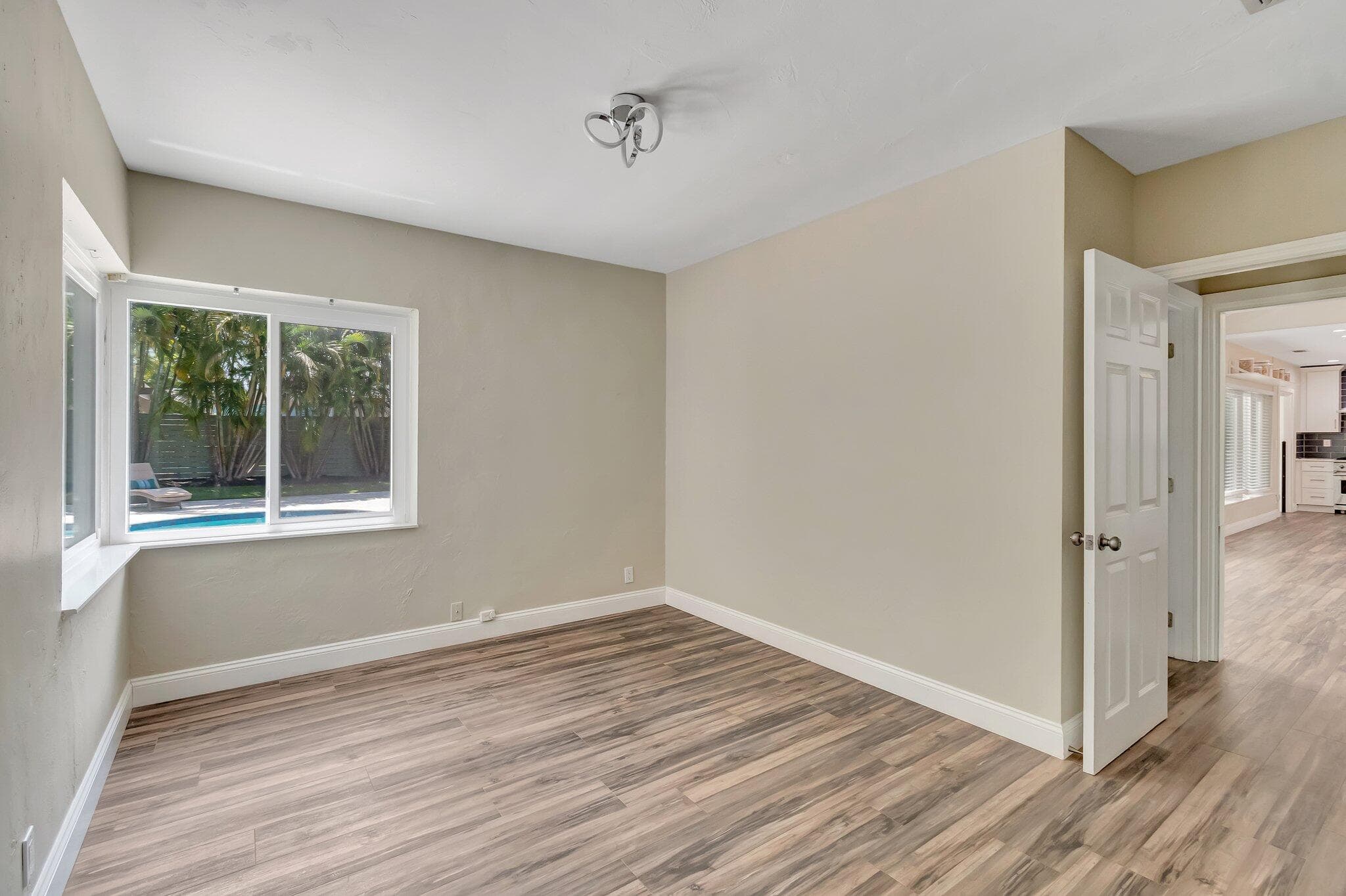 1220 N Swinton Avenue, Delray Beach, FL 33444 37