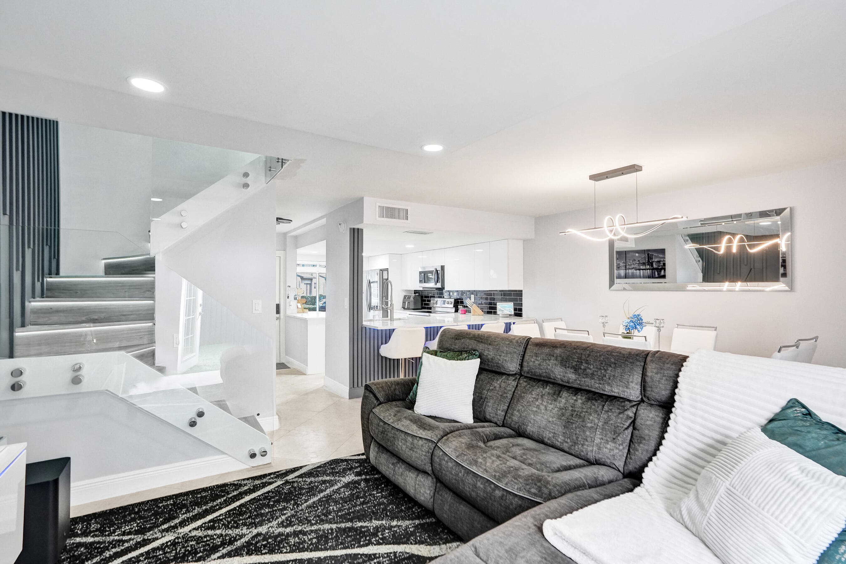 868 Crystal Lake Drive, Deerfield Beach, FL 33064 28