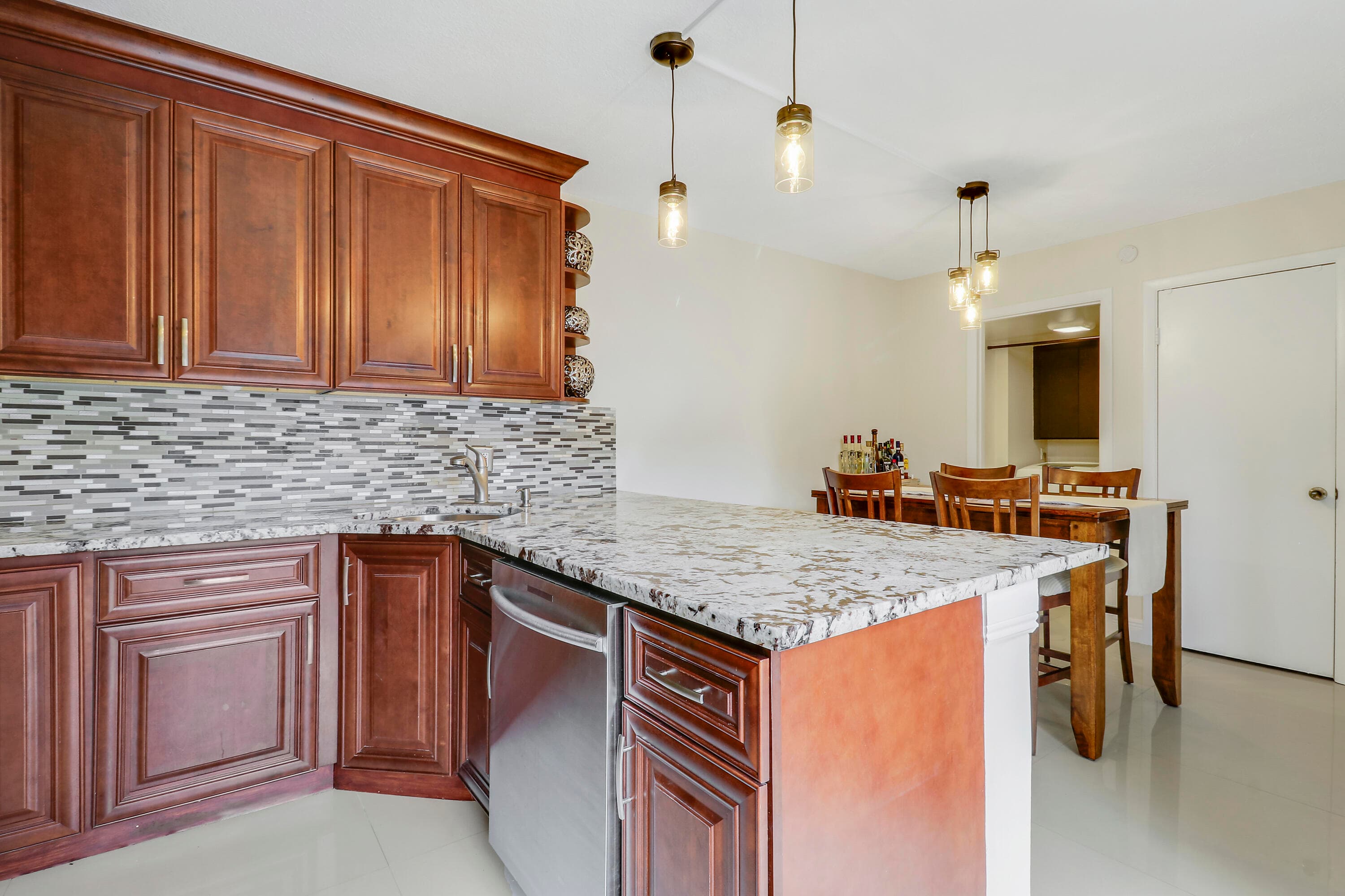 2404 24th Way, West Palm Beach, FL 33407 9