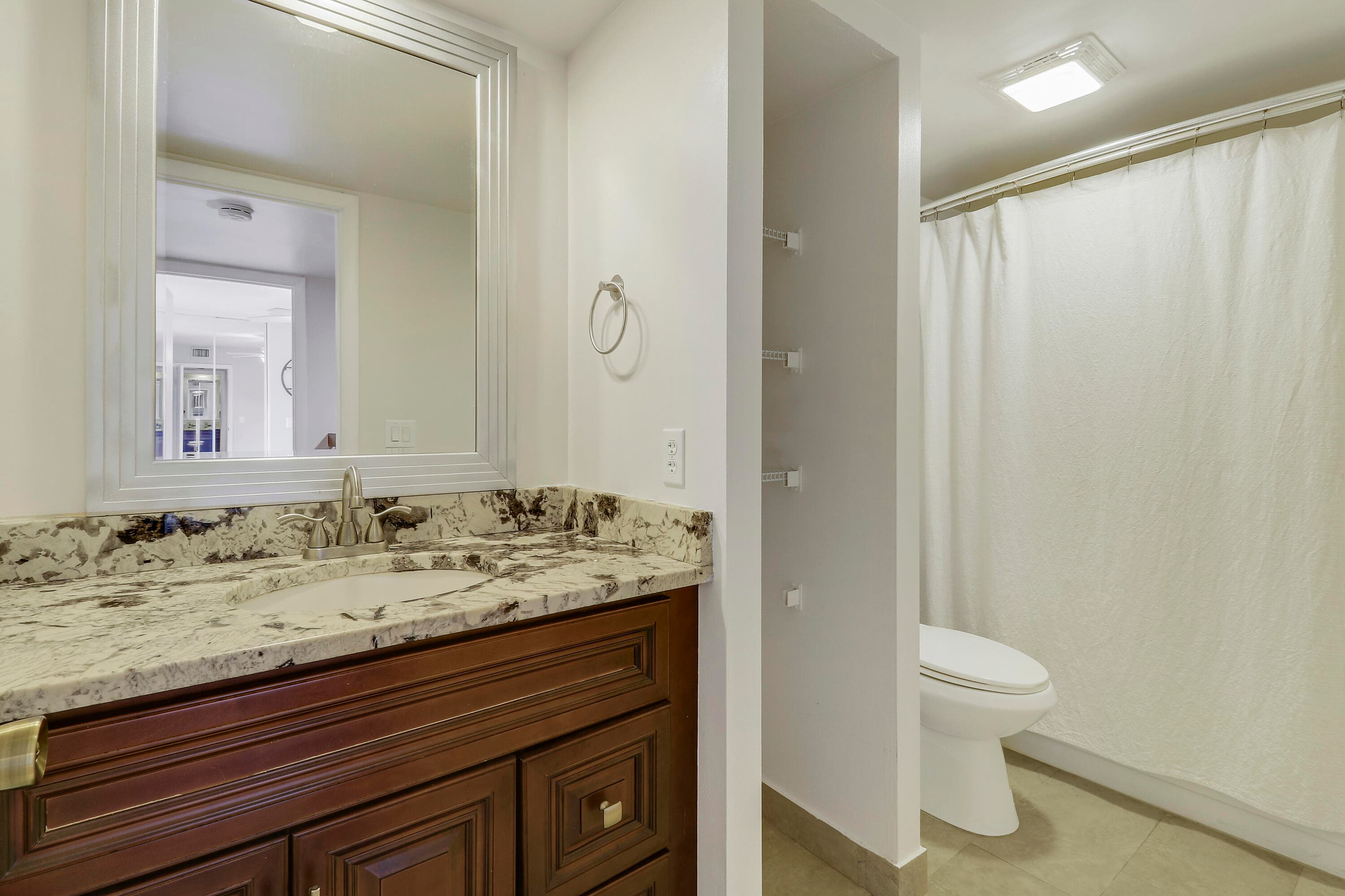 2404 24th Way, West Palm Beach, FL 33407 26