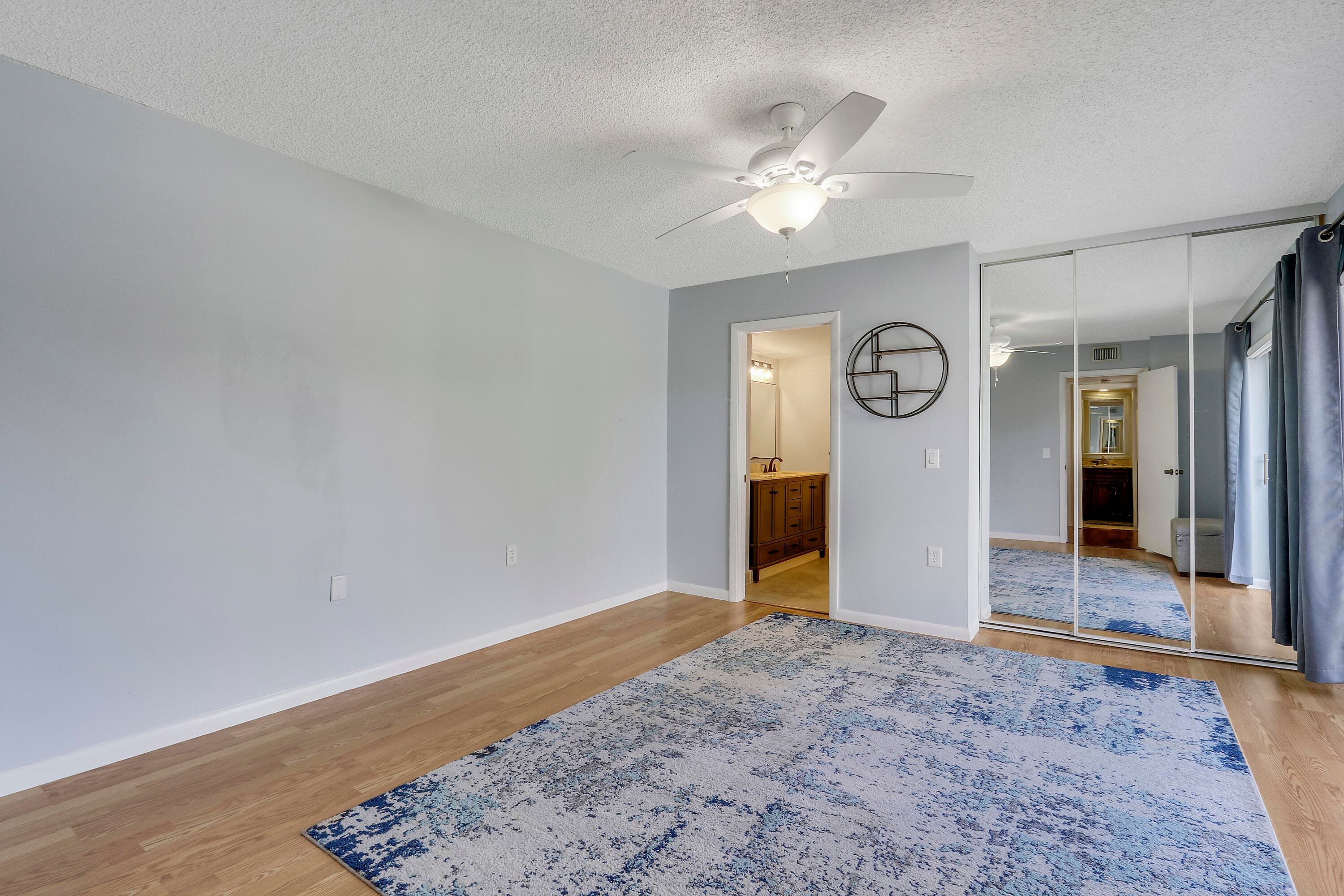 2404 24th Way, West Palm Beach, FL 33407 19