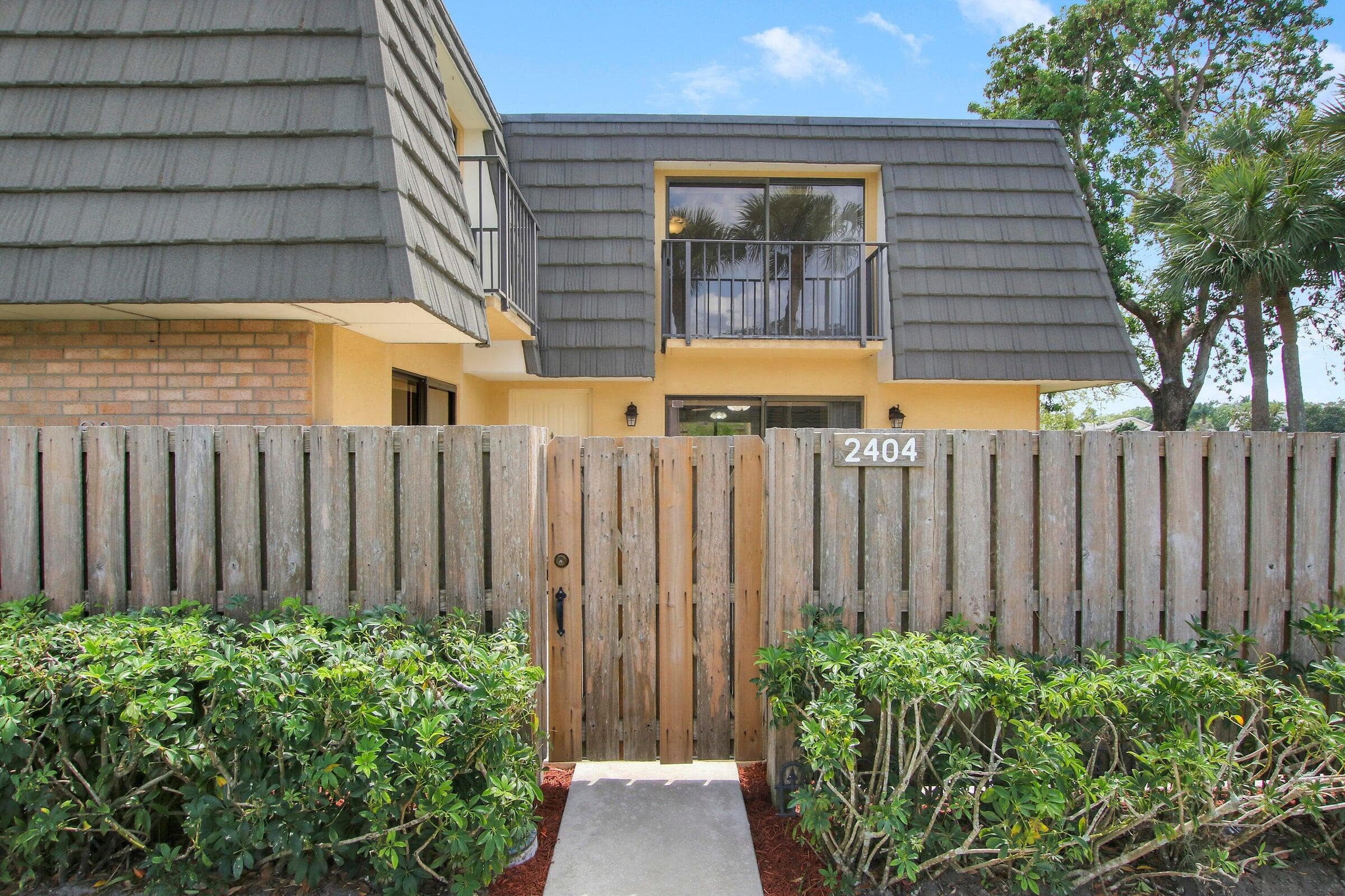 2404 24th Way, West Palm Beach, FL 33407 3