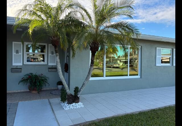 917 S Drive Terrace B, Delray Beach, FL 33445 2