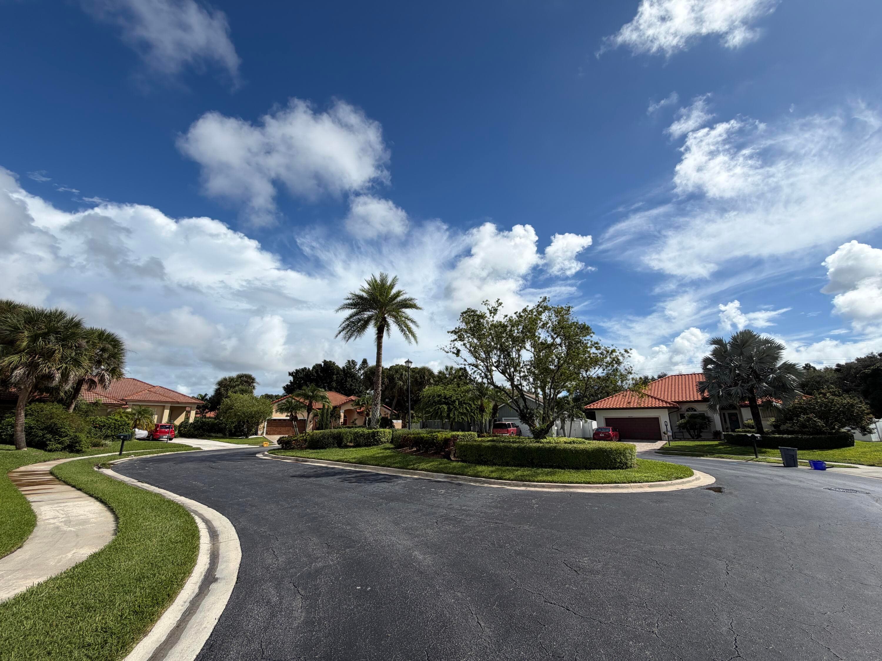 9050 Cypress Hollow Drive, Palm Beach Gardens, FL 33418 23