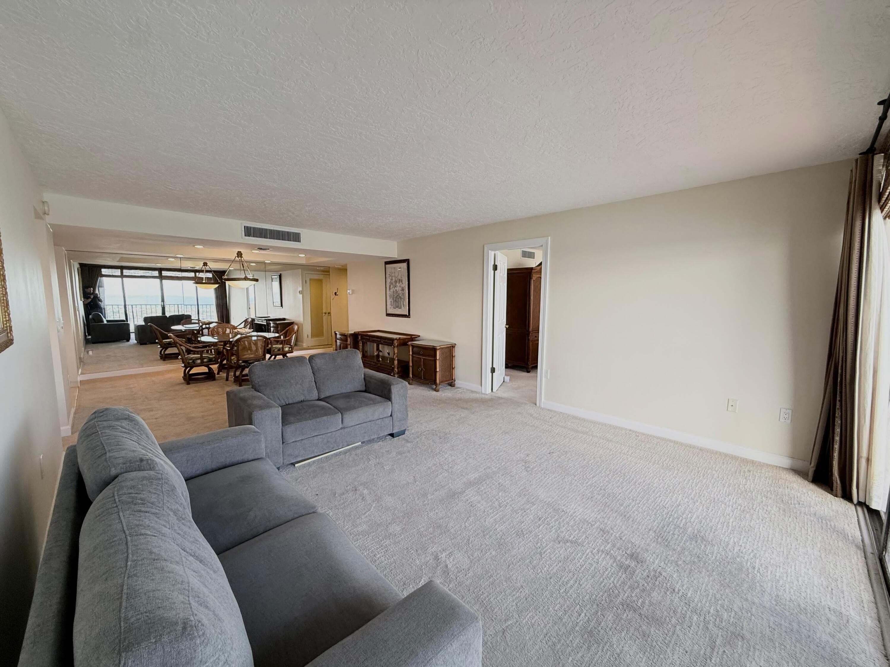 5600 N Flagler Drive 2209, West Palm Beach, FL 33407 6