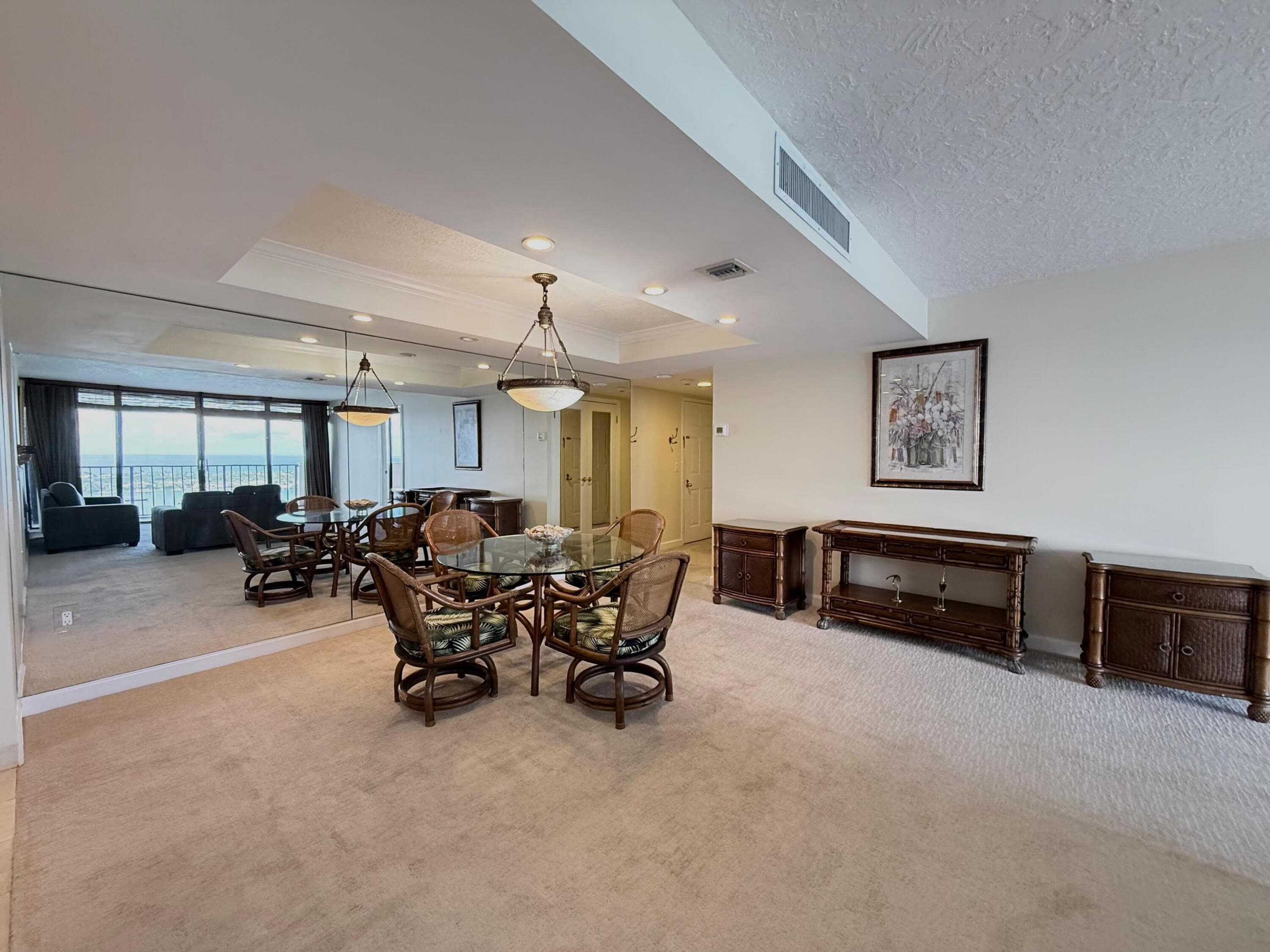 5600 N Flagler Drive 2209, West Palm Beach, FL 33407 14