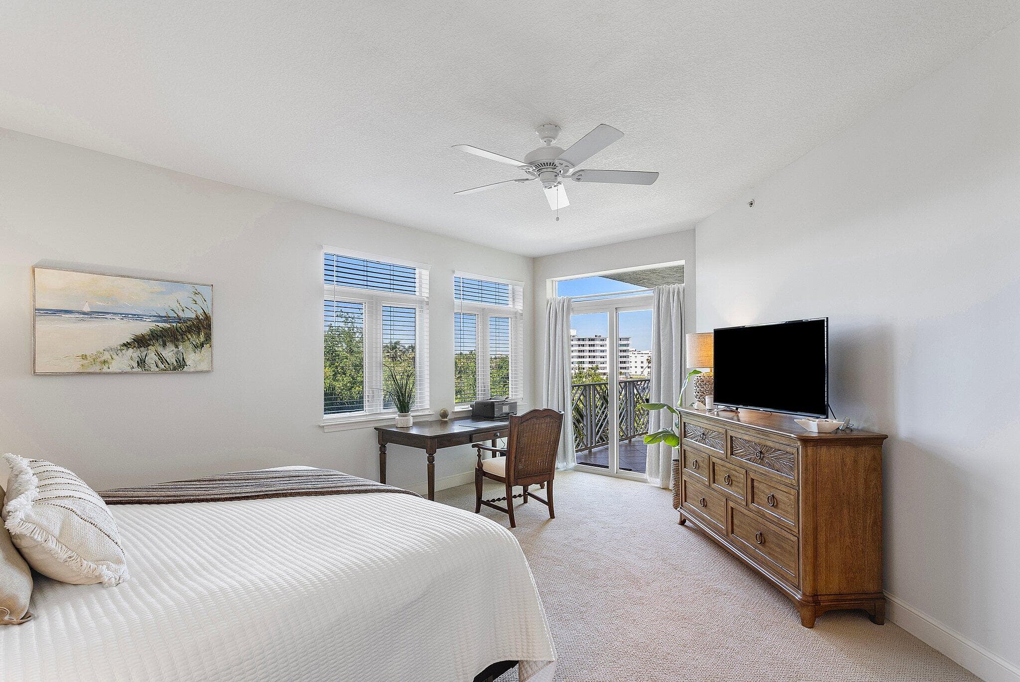 309 E Ocean Avenue 205, Lantana, FL 33462 27