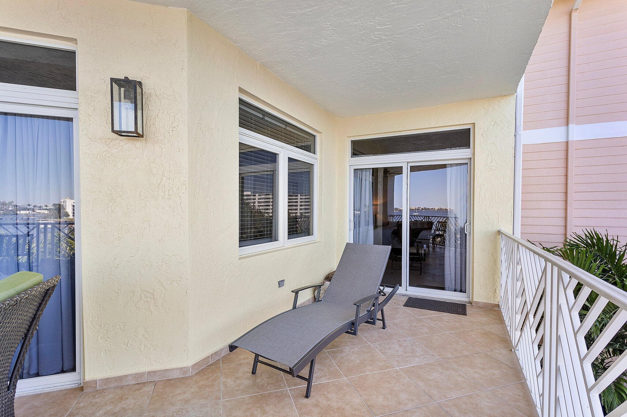 309 E Ocean Avenue 205, Lantana, FL 33462 33