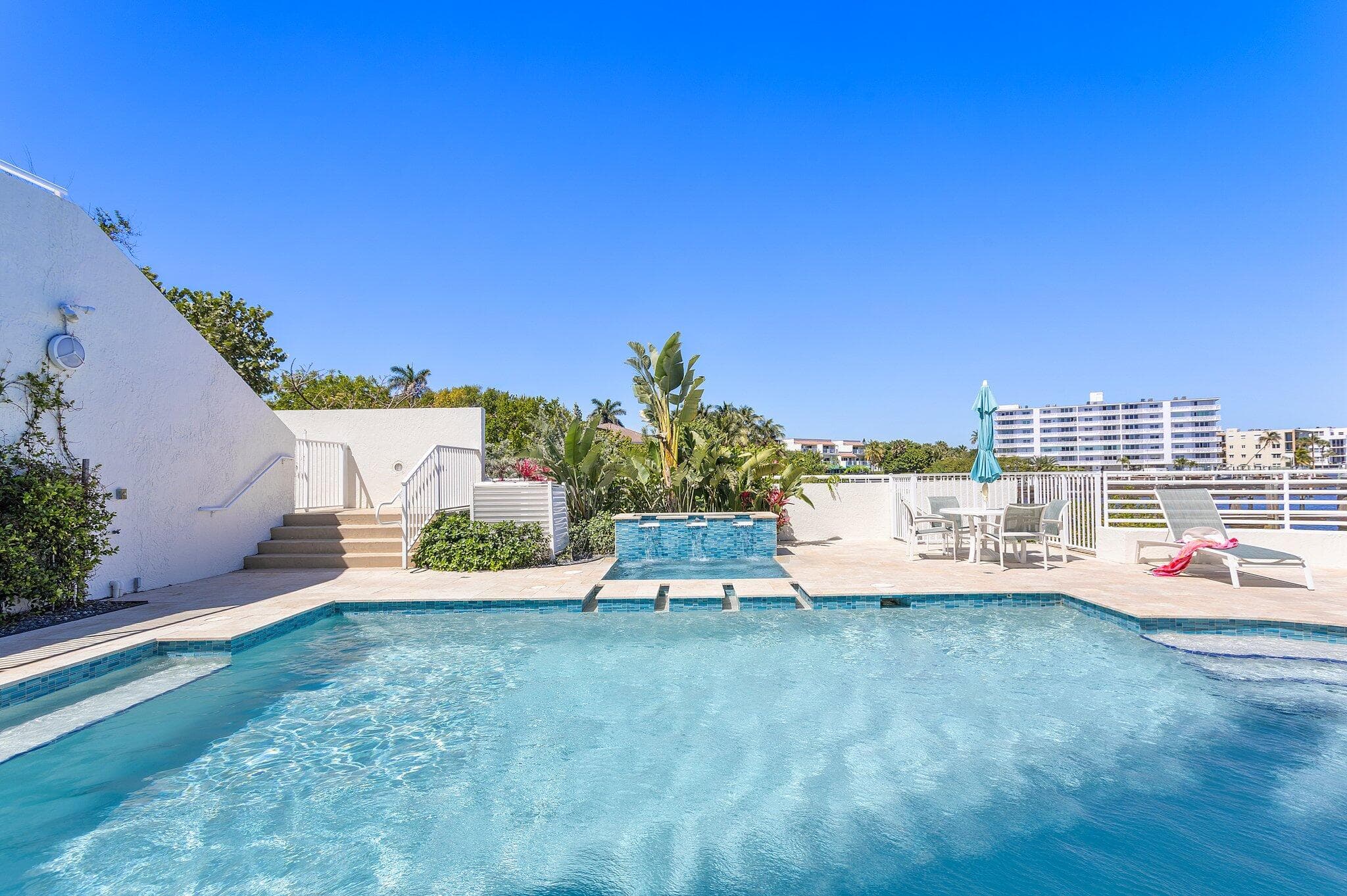 309 E Ocean Avenue 205, Lantana, FL 33462 23