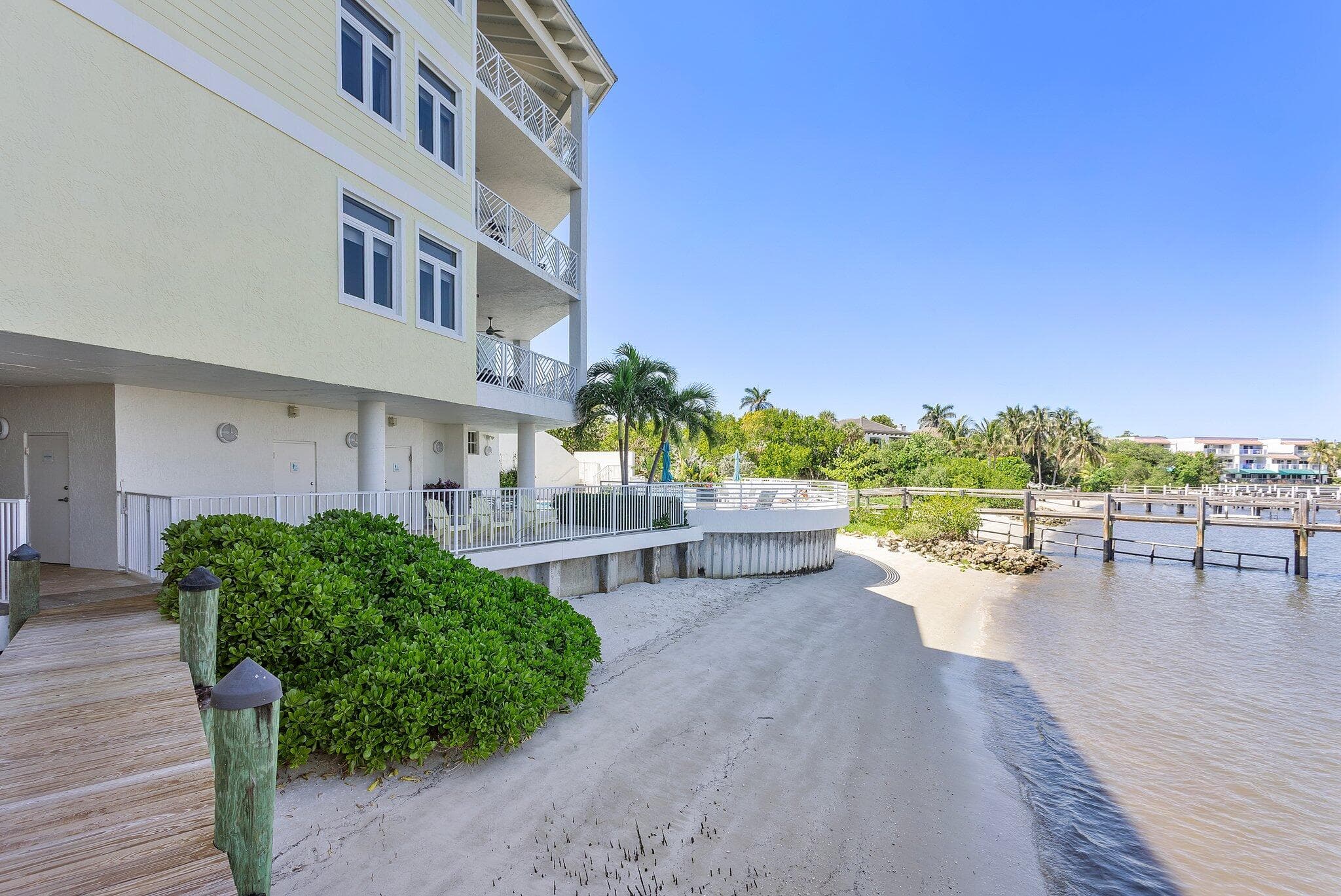 309 E Ocean Avenue 205, Lantana, FL 33462 49