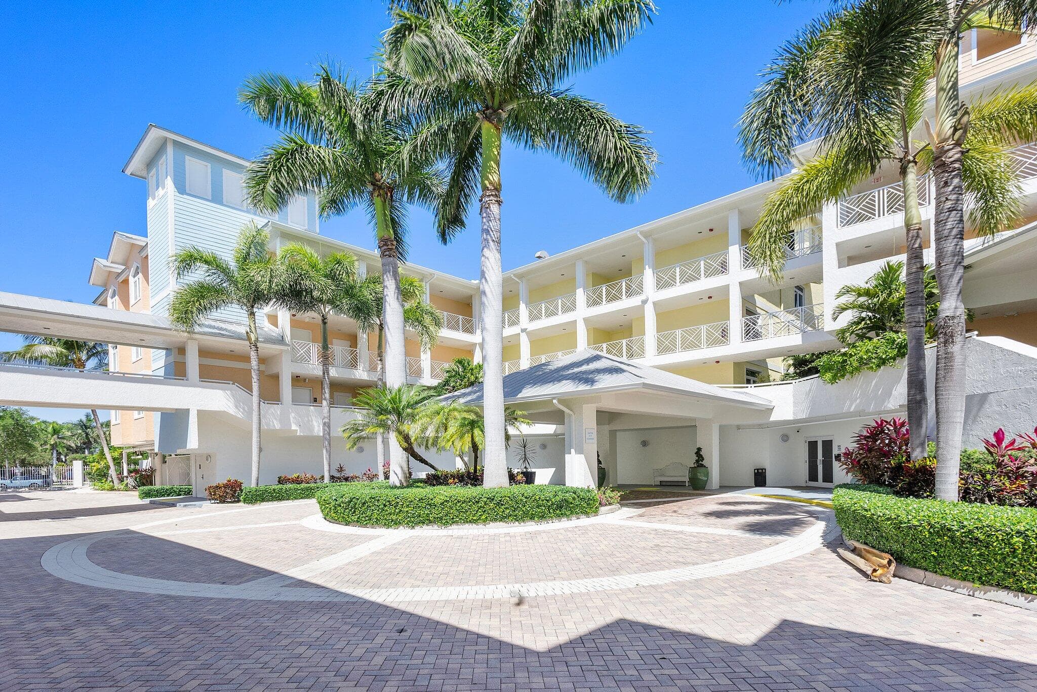 309 E Ocean Avenue 205, Lantana, FL 33462 51
