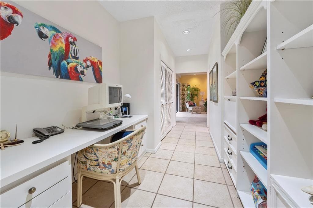 1330 Shorewinds Lane, Vero Beach, FL 32963 32